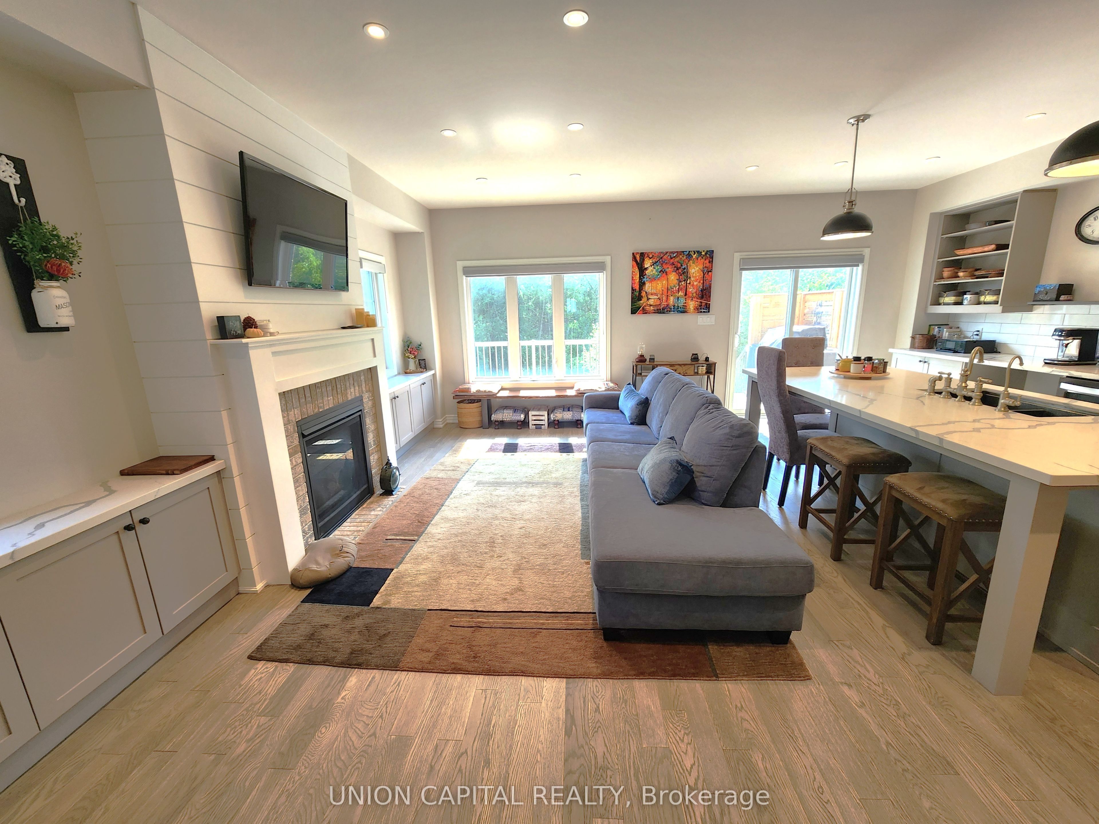 47 Gord Matthews Way, Uxbridge 3