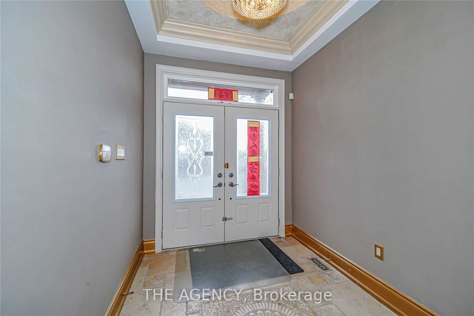 Unit Main Floor - 83 Elm Avenue, Richmond Hill 3