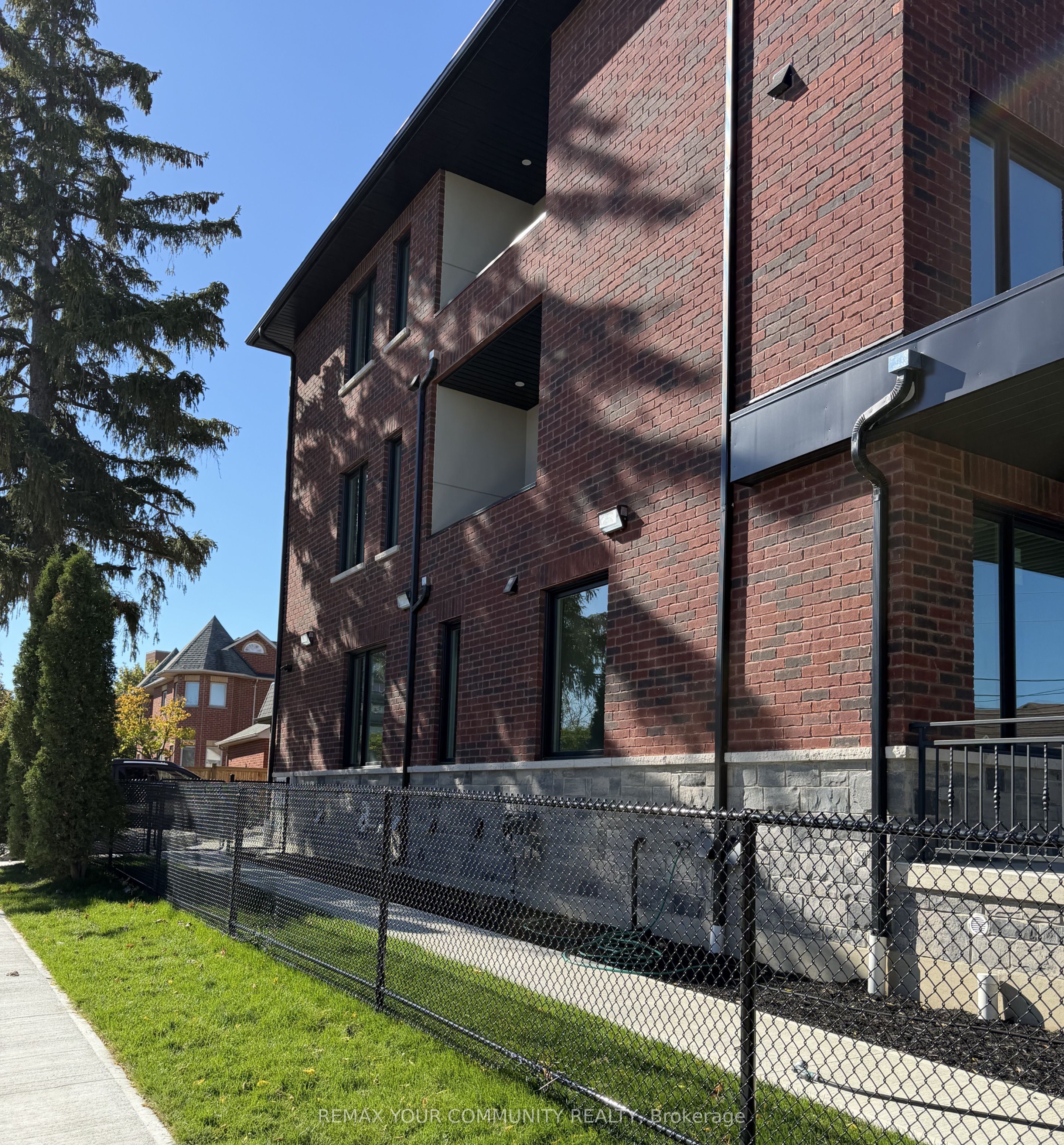 Unit 3 - 25 Oxford Street, Richmond Hill 3