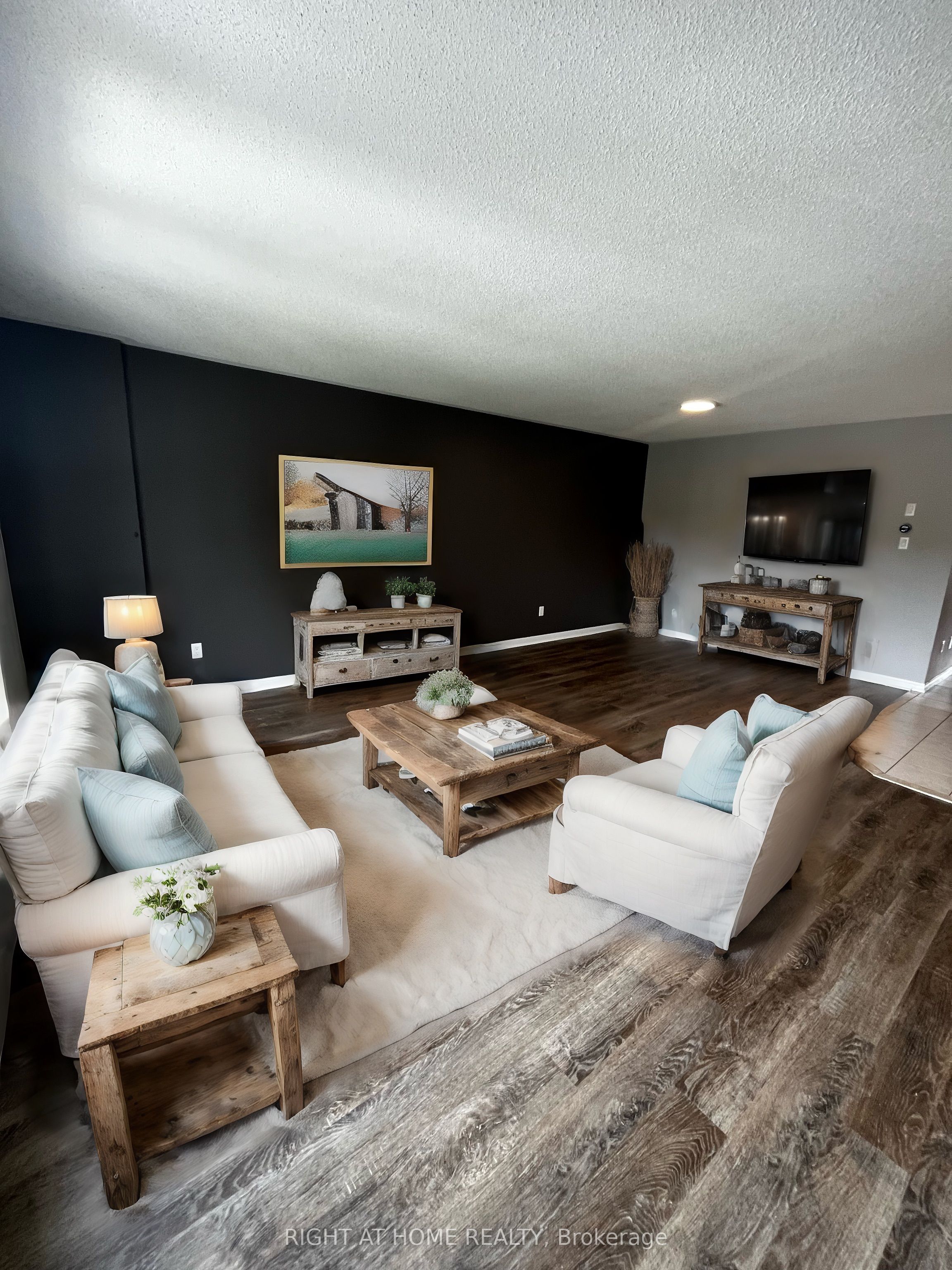 Unit Unit 1 - 116 Maplewood Drive, Essa 2