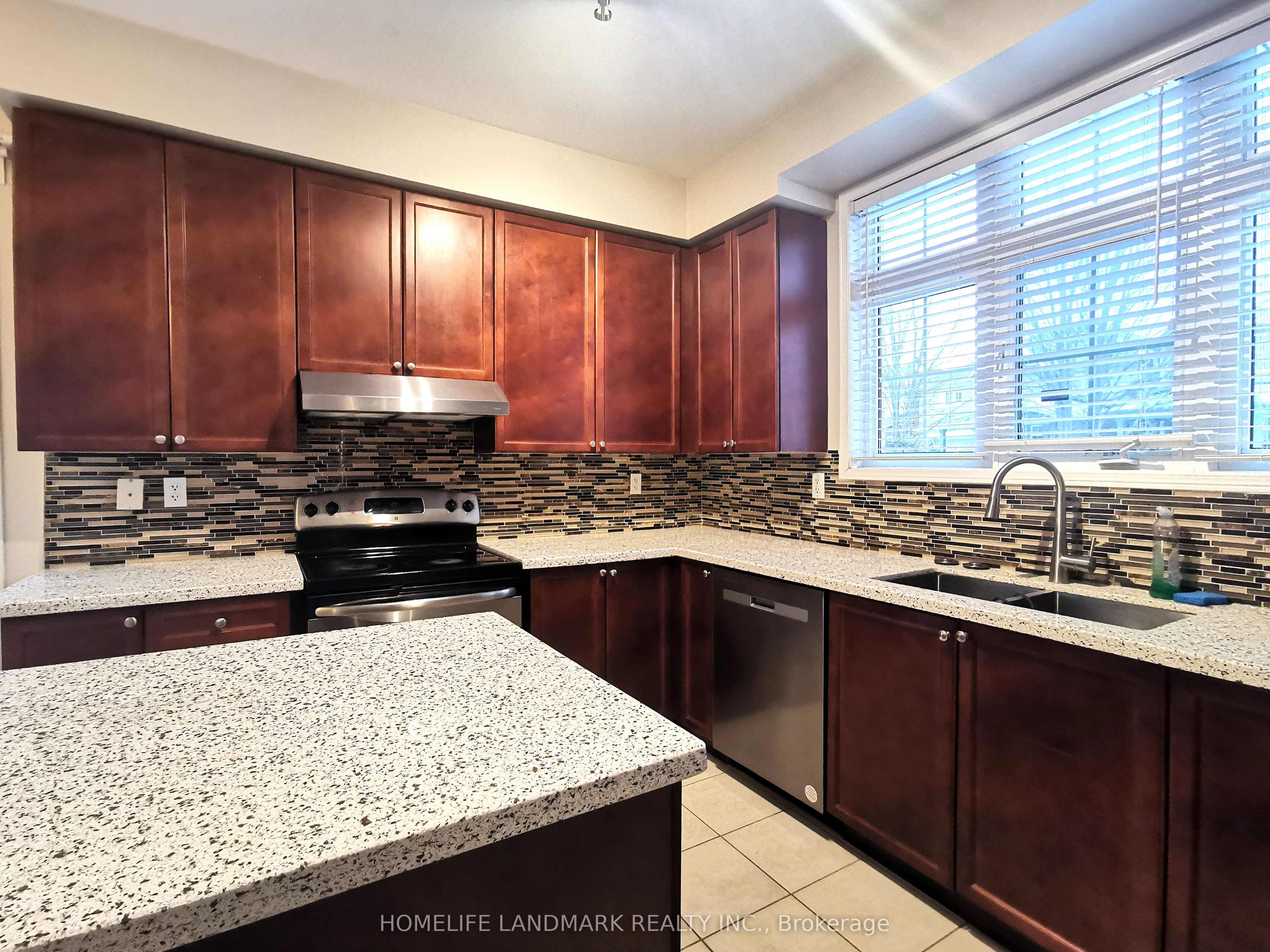 631 Fred Mclaren Boulevard, Markham 5