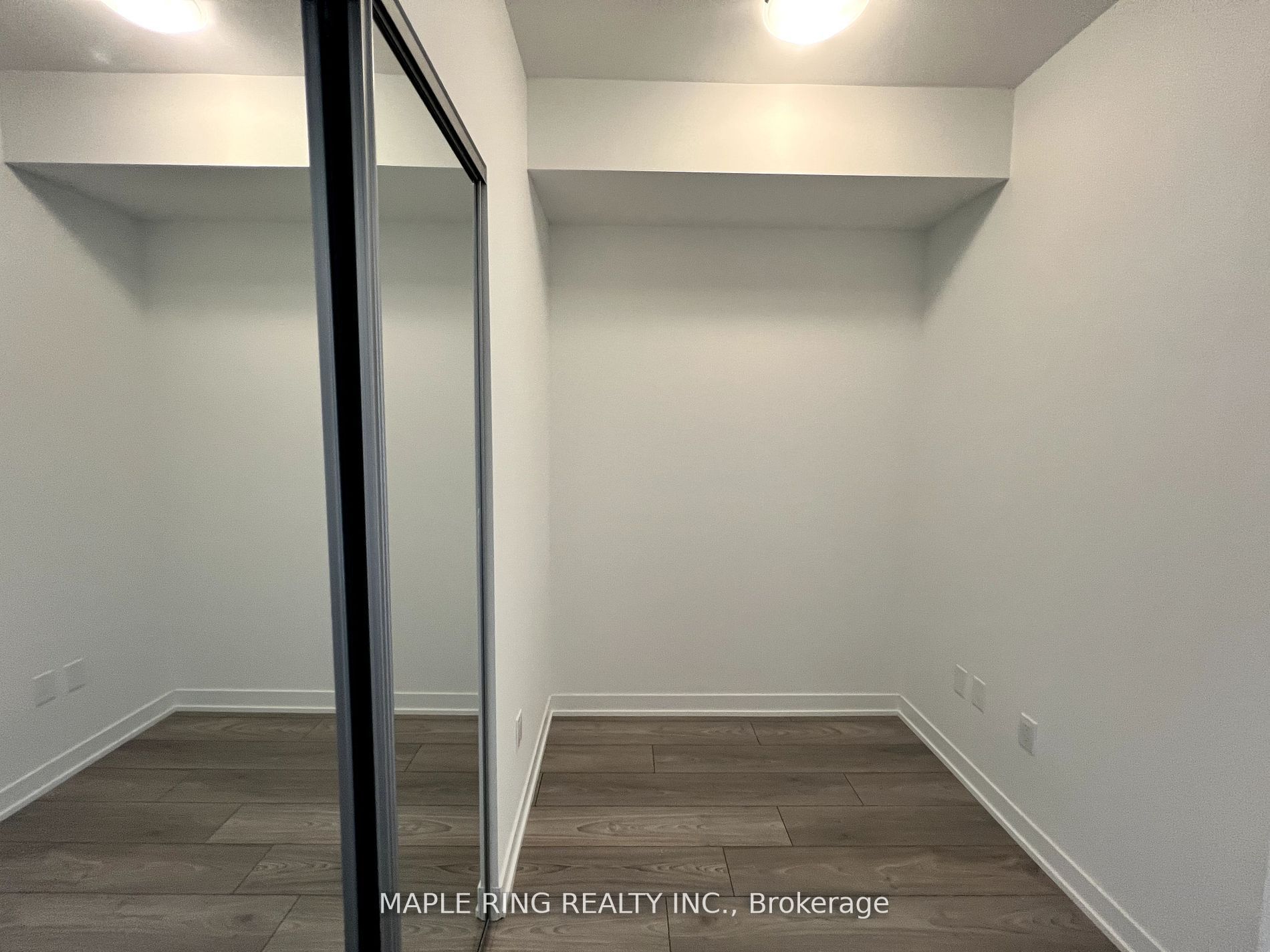 Unit 1908 - 474 Caldari Road, Vaughan 3