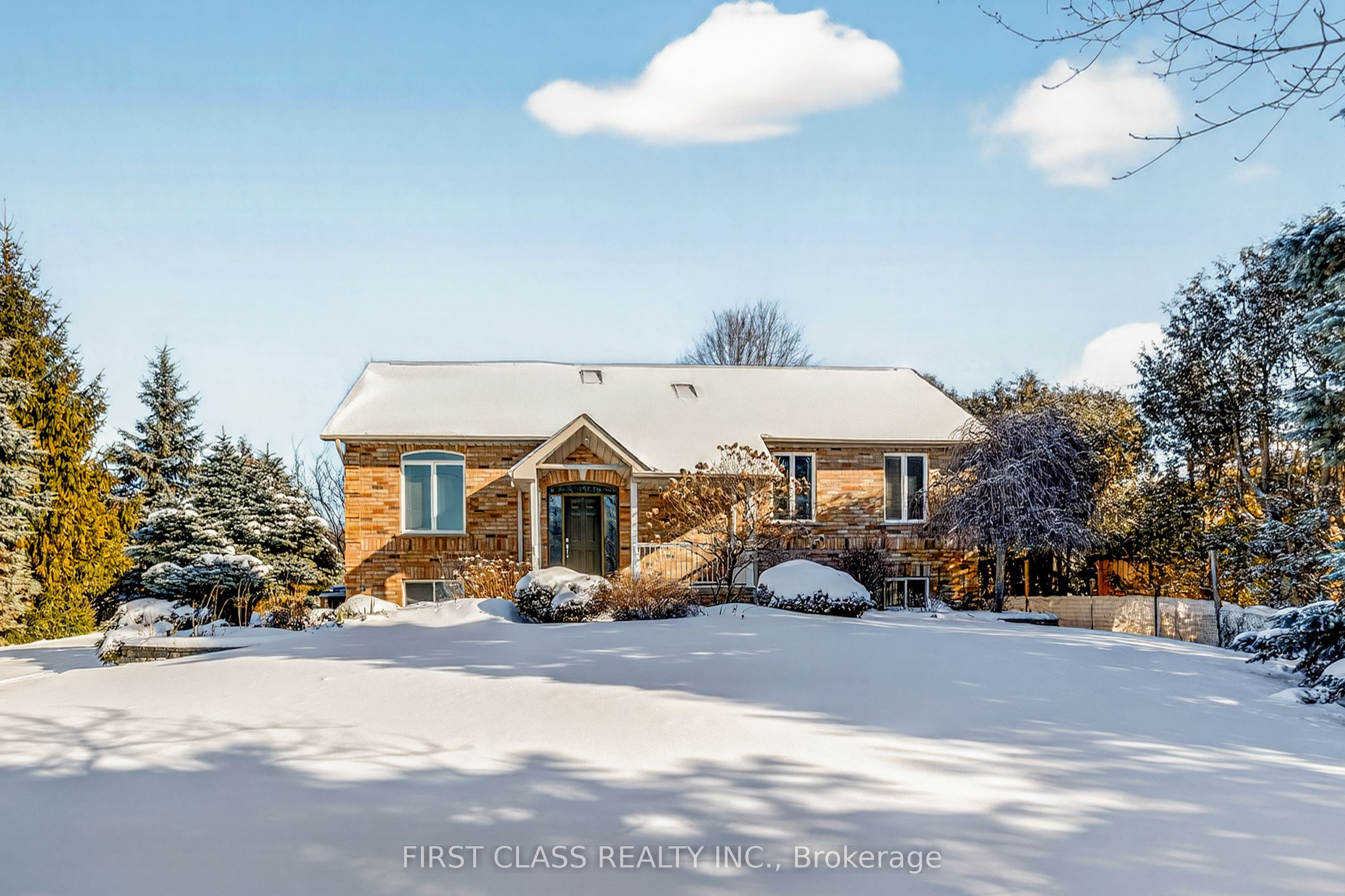 20173 Bathurst Street, East Gwillimbury 4