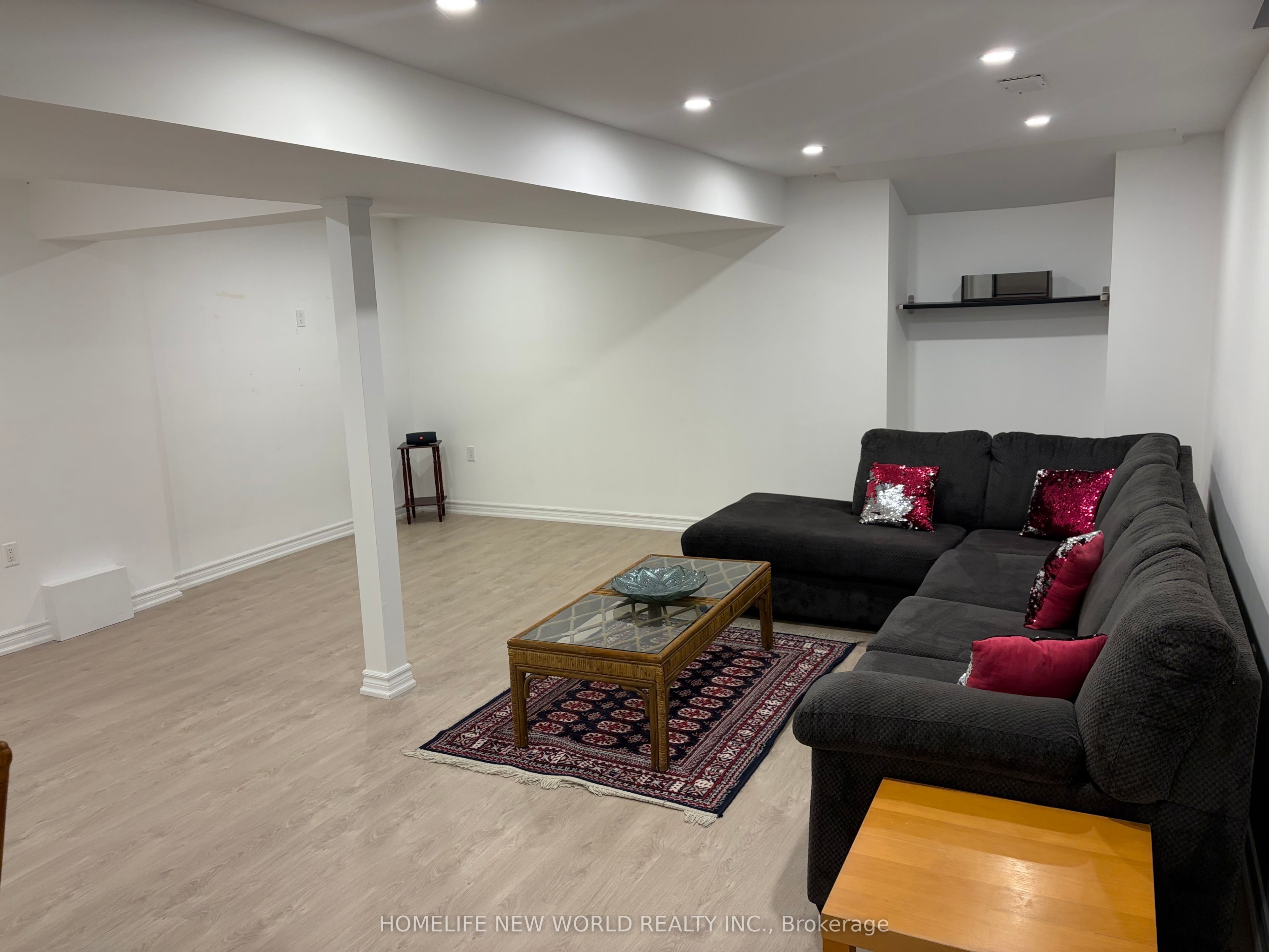 Unit Basement - 35 Ashfield Drive, Richmond Hill 3