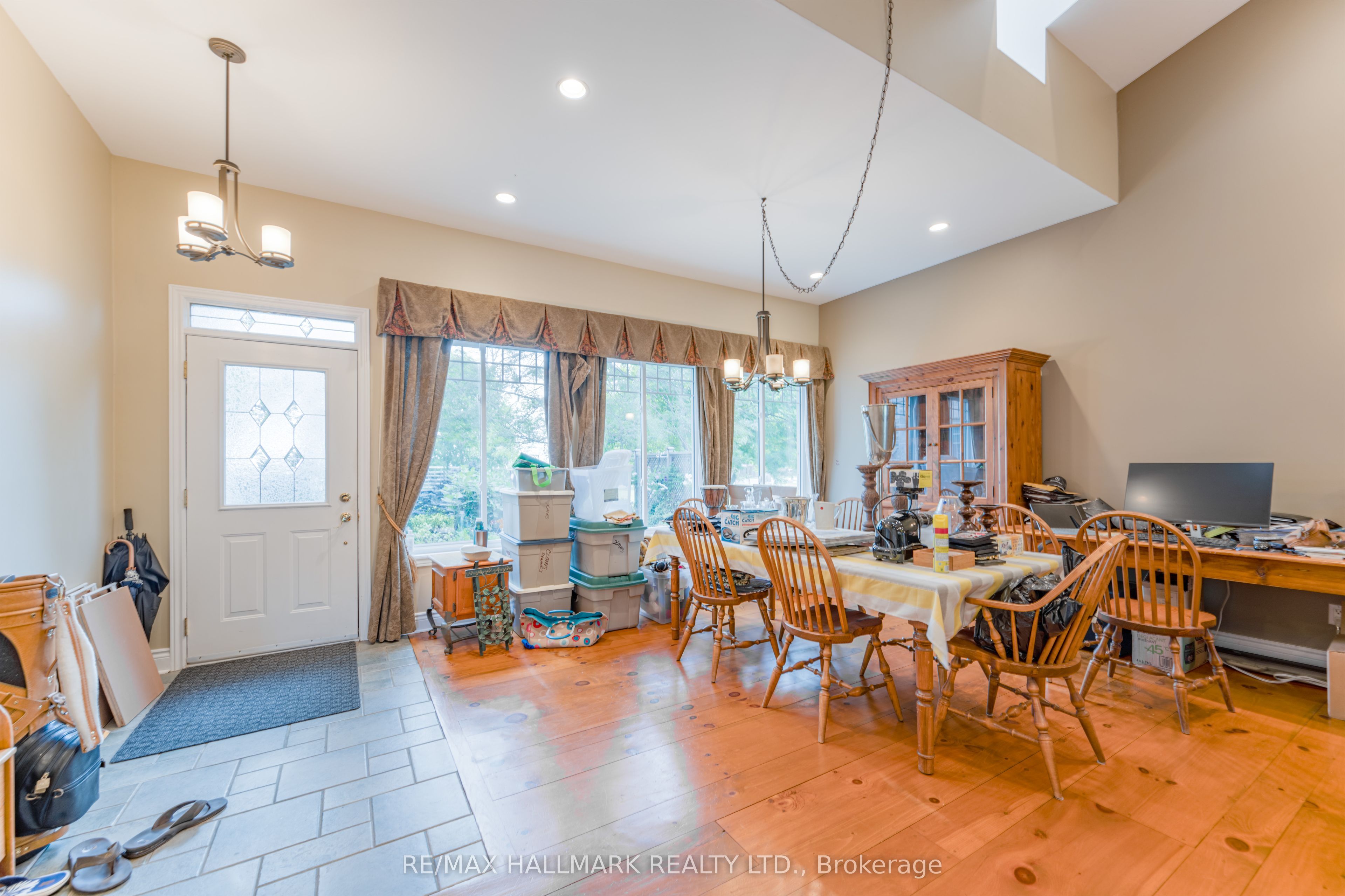 361 Lake Drive N, Georgina 3