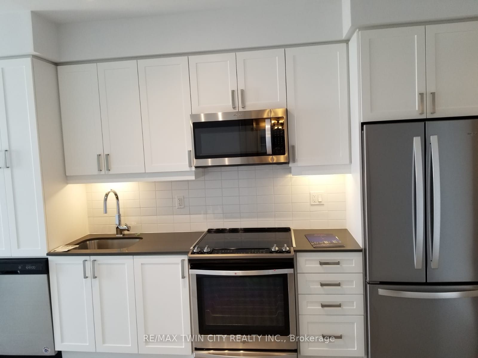 Unit 1601 - 7895 JANE Street, Vaughan 3