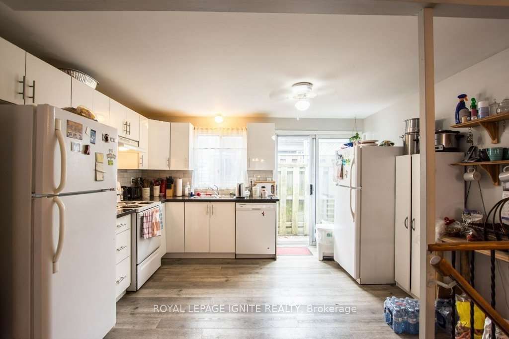 Unit Room1U - 170 Hickling Trail, Barrie 3