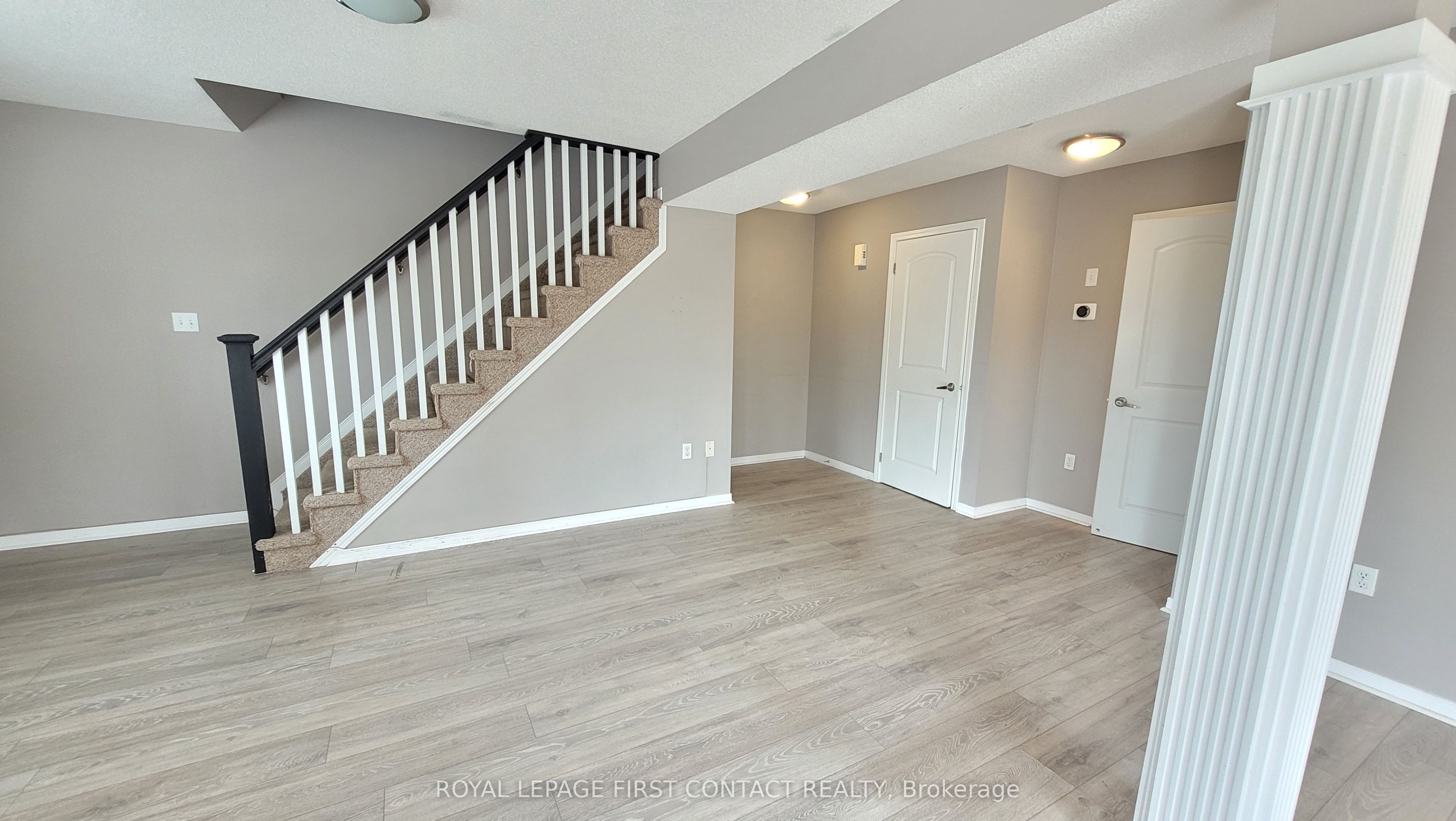 Unit 6 - 17 Cheltenham Road, Barrie 3