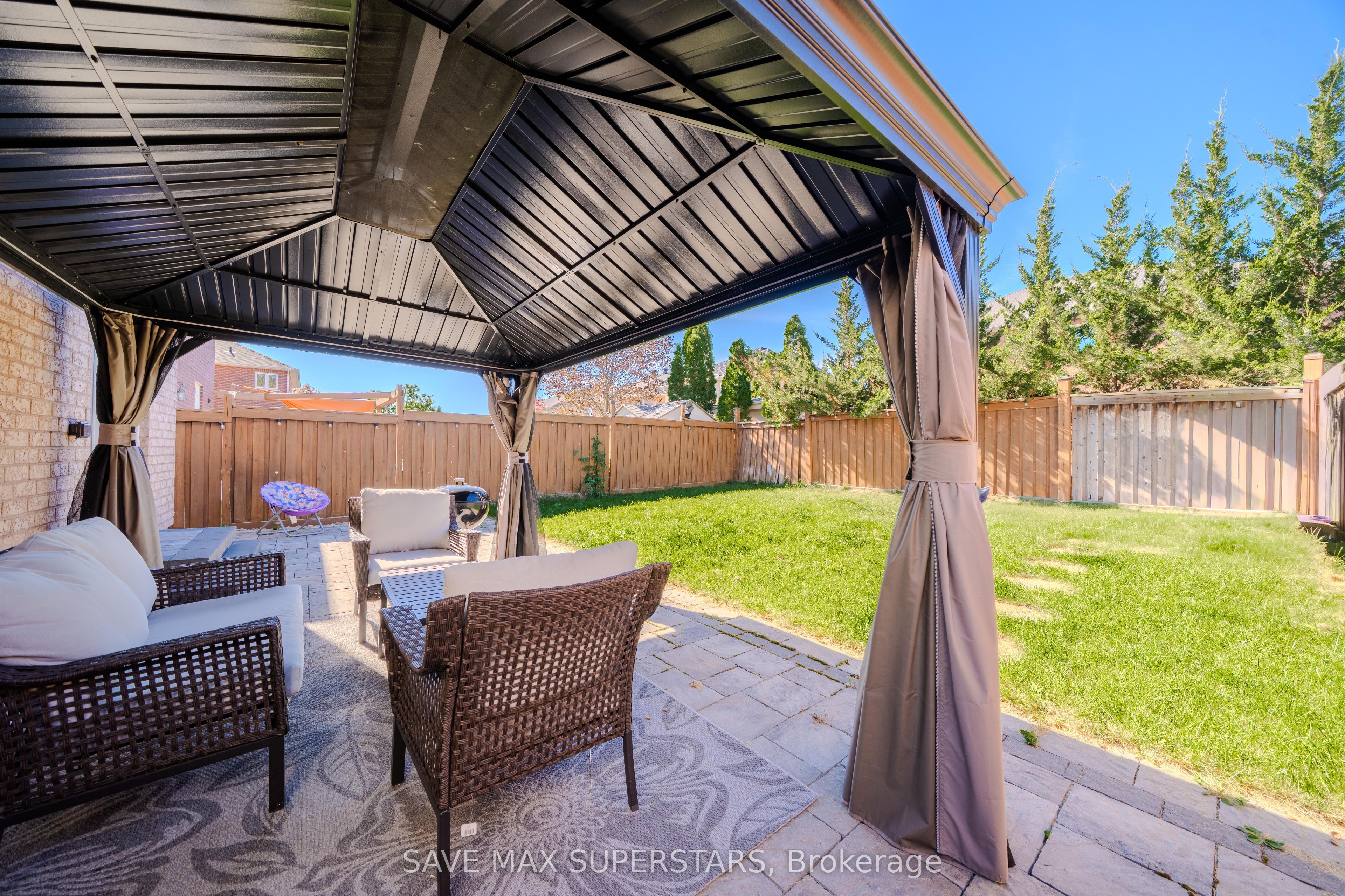 28 Versailles Crescent, Barrie 5