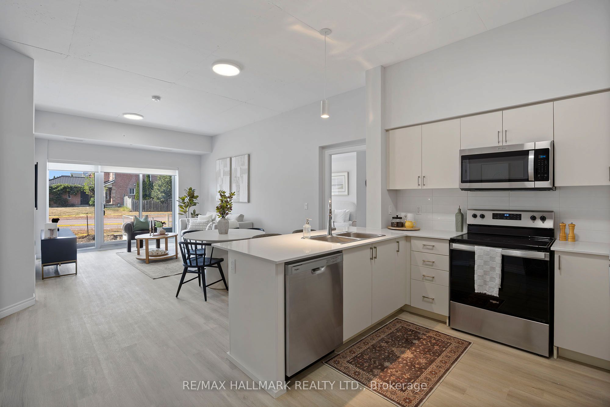 Unit 302 - 70 Dean Avenue, Barrie 5