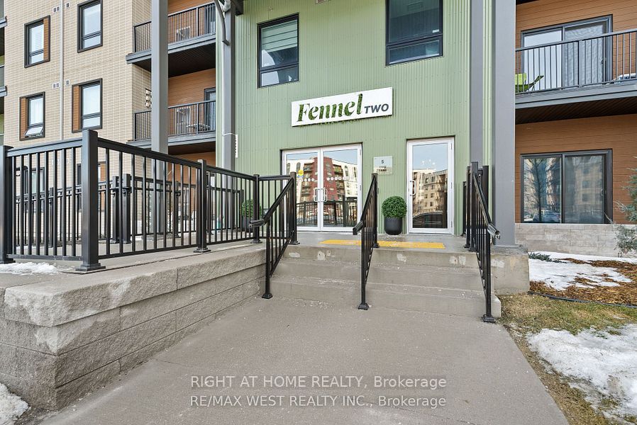 Unit 113 - 5 CHEF Lane, Barrie 2