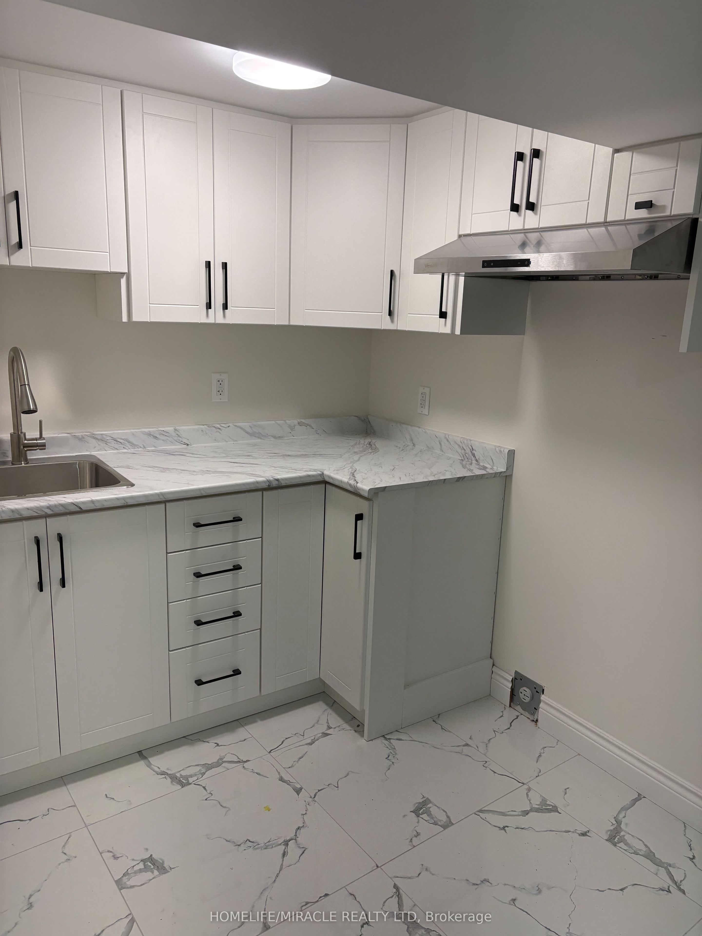 Unit Basement - 44 Sylvia Street, Barrie 3