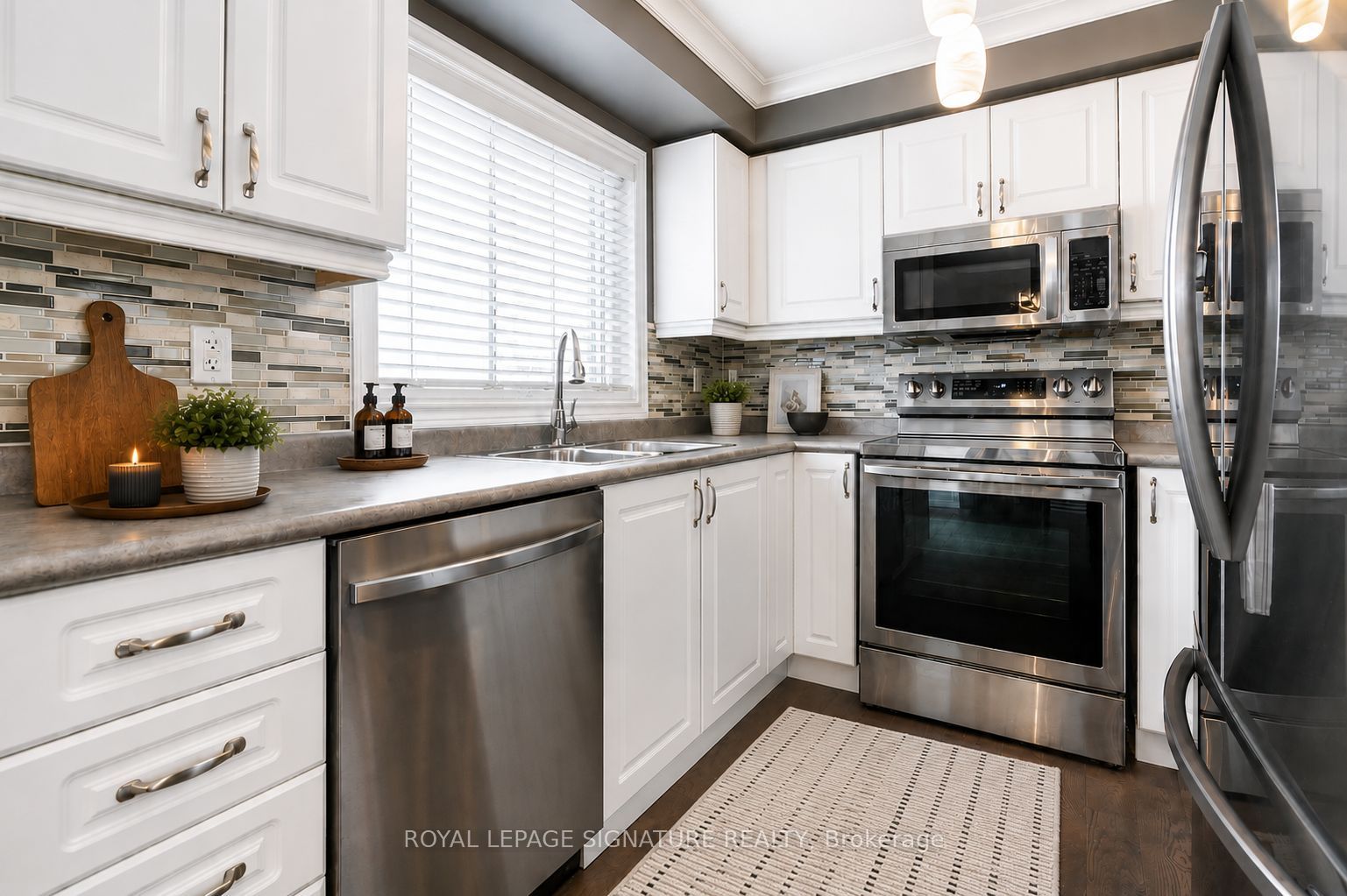 37 Succession Crescent, Barrie 3