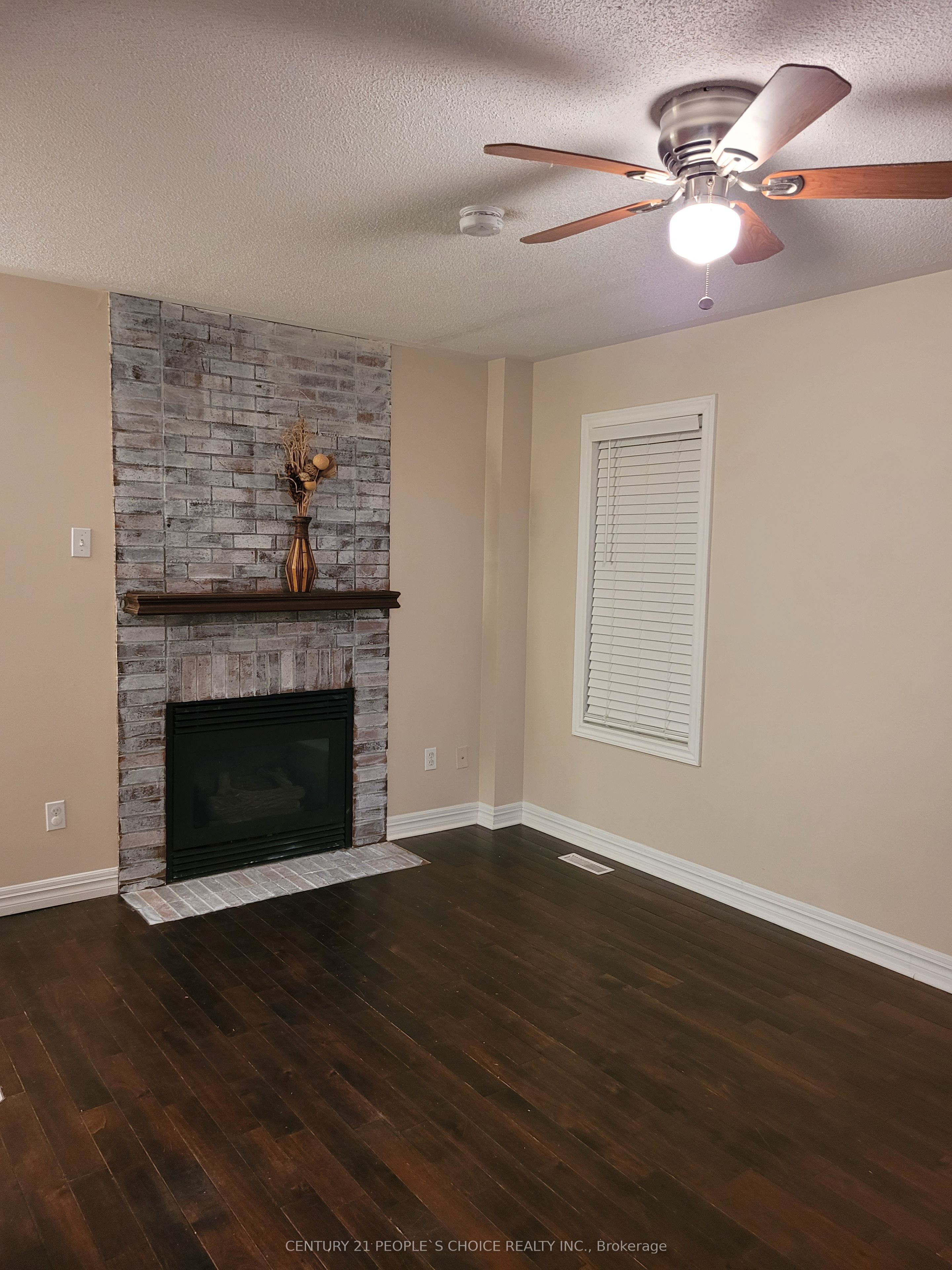 Unit Upper - 383 Jay Crescent, Orangeville 3
