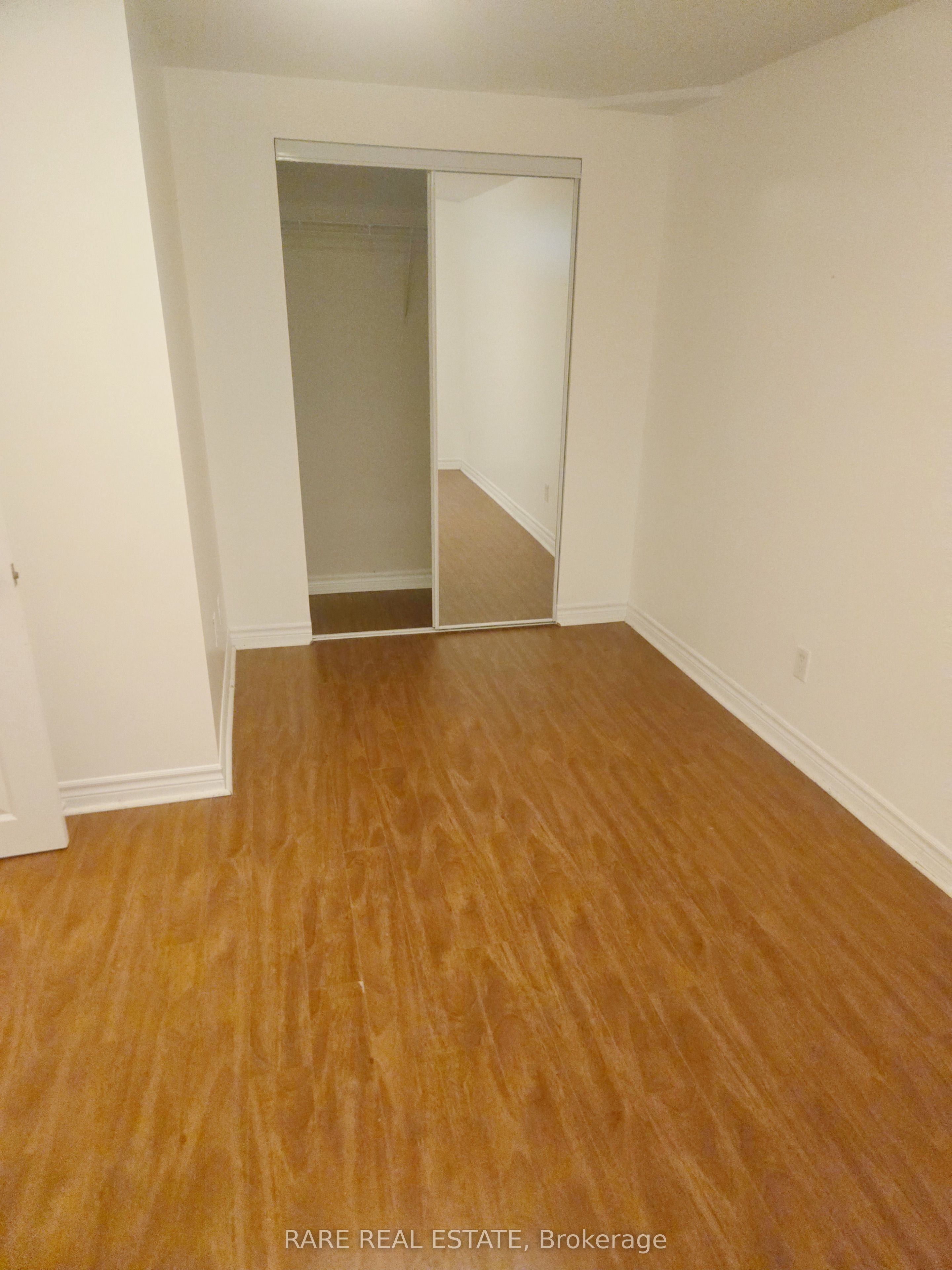 4594 Bismark Crescent, Mississauga 4