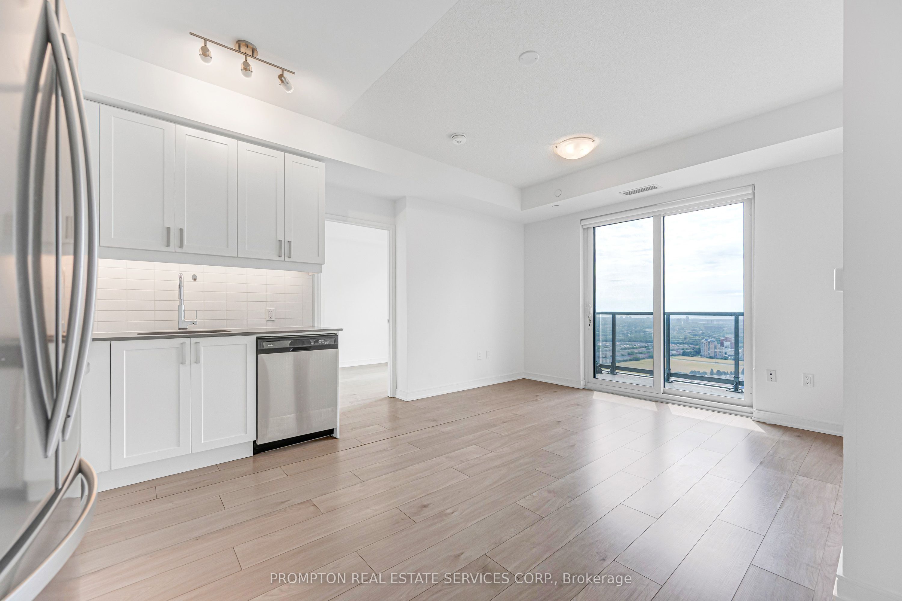 Unit 3320 - 8 Nahani Way, Mississauga 4