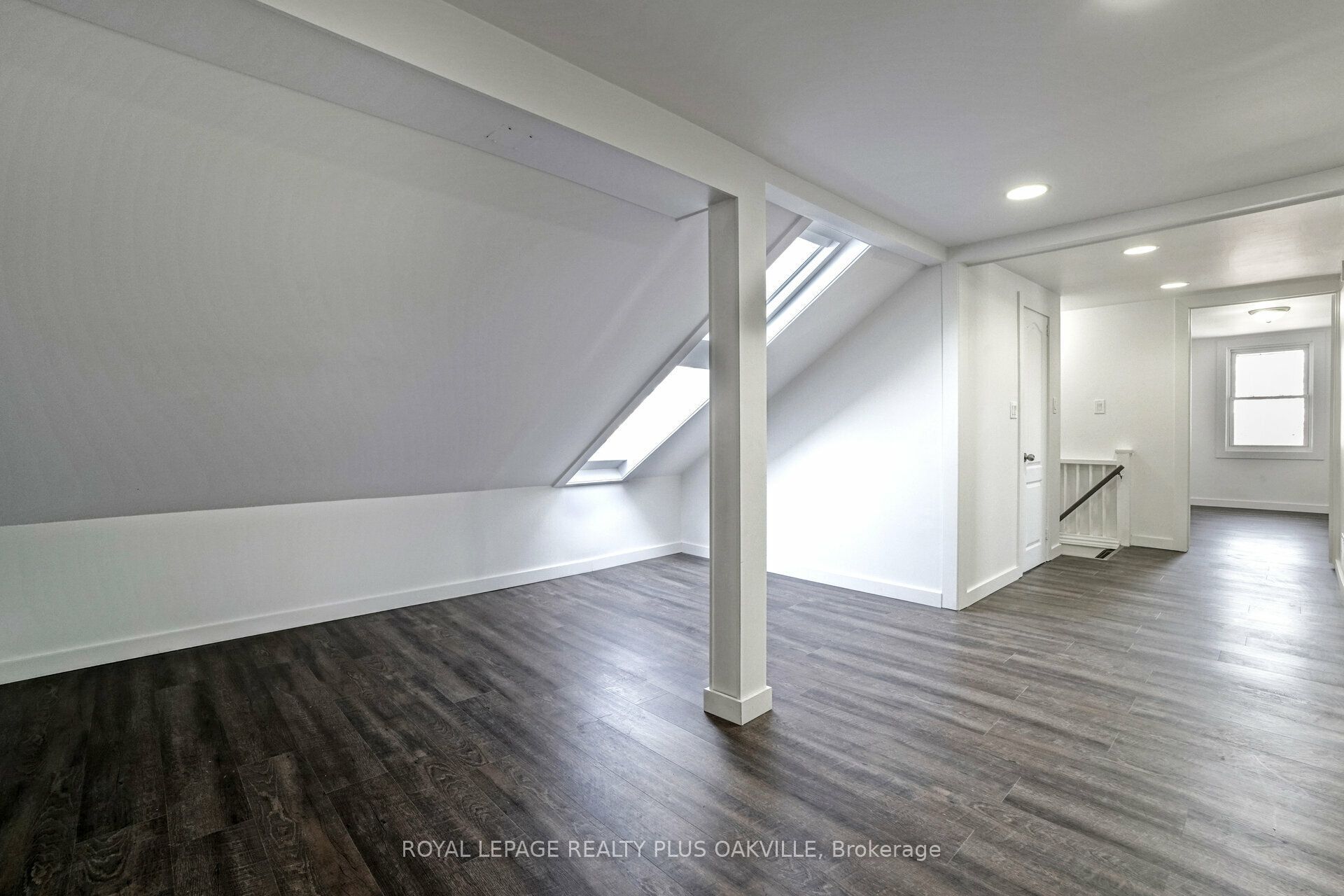 Unit 2 - 564 Lyons Lane, Oakville 2