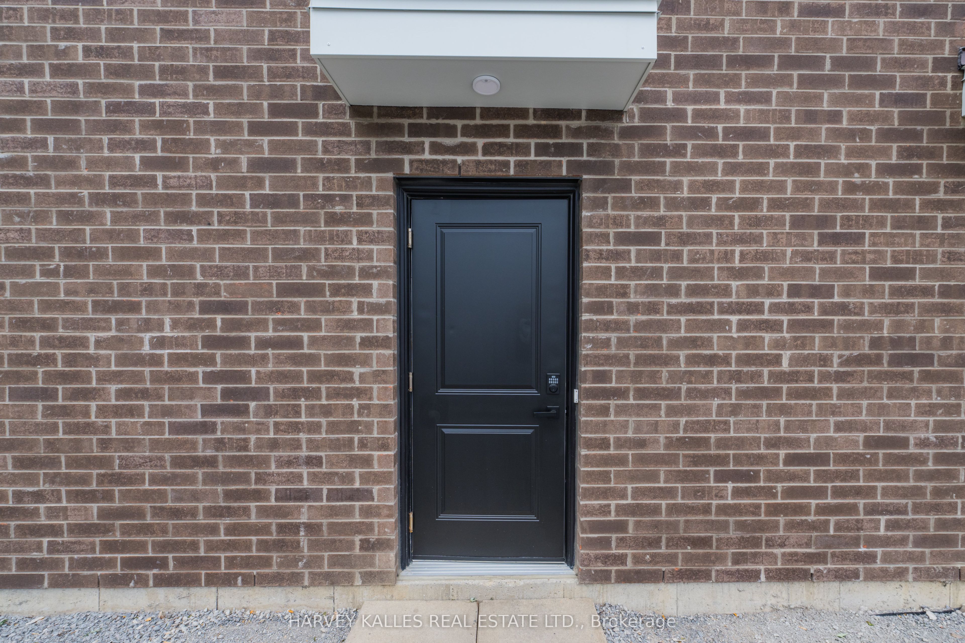 Unit 2 - 165 Spalding Road, North York 3