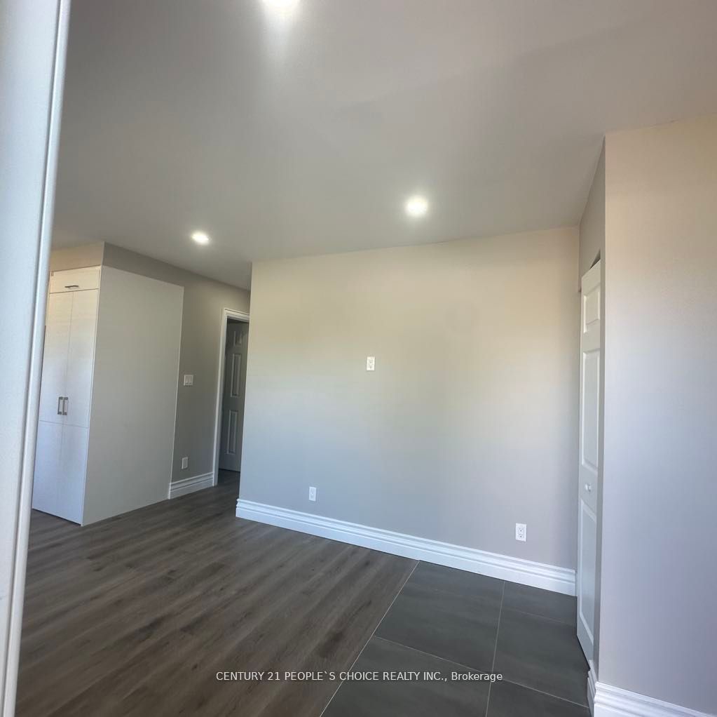 Unit Unit 1 - 199 Avondale Boulevard, Brampton 5