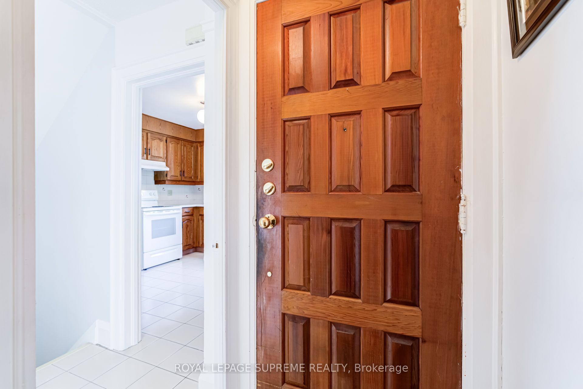 Unit 2 - 143 Connolly Street, Toronto 3