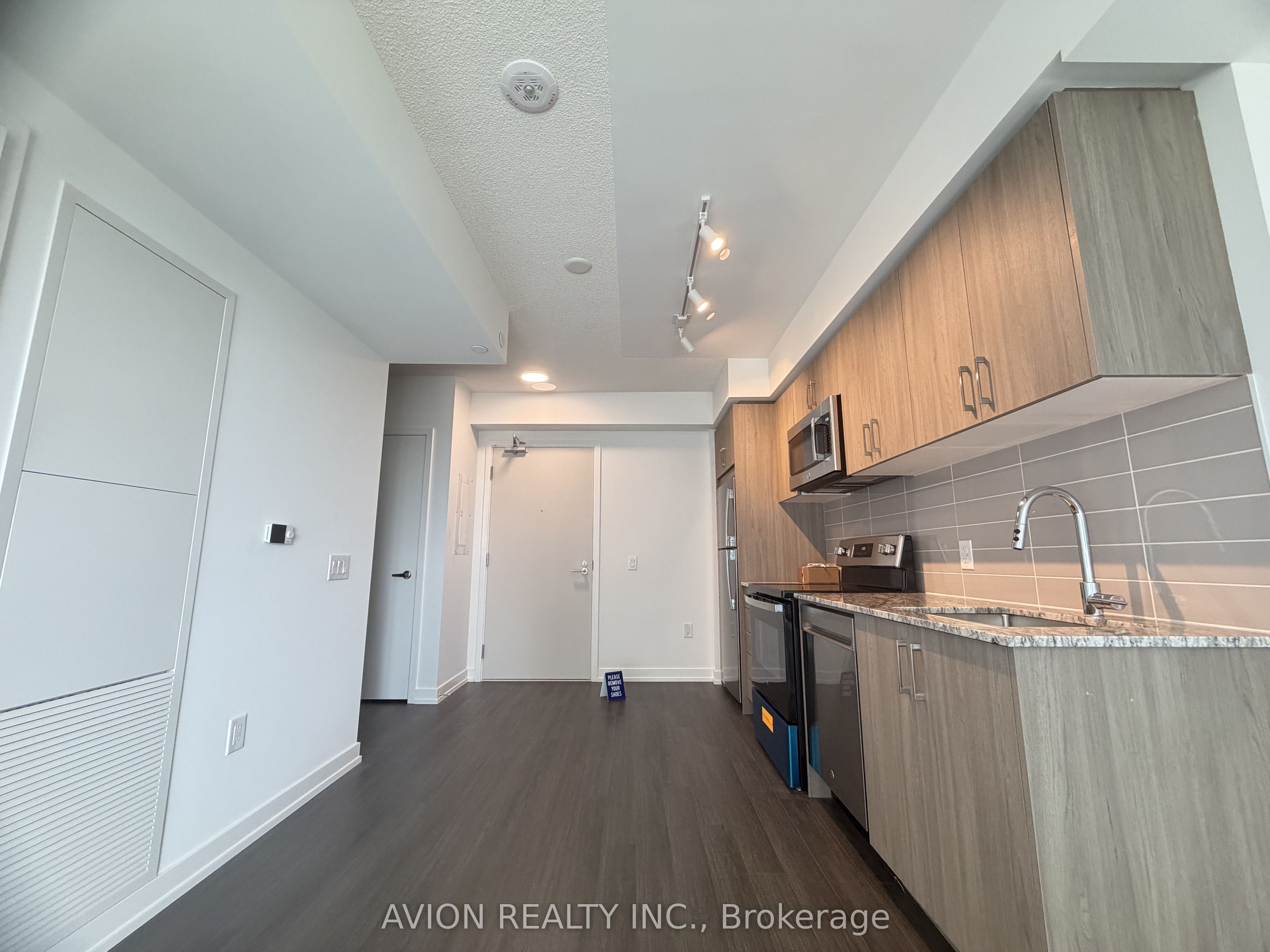 Unit 1316 - 4010 Eglinton Avenue W, Etobicoke 5