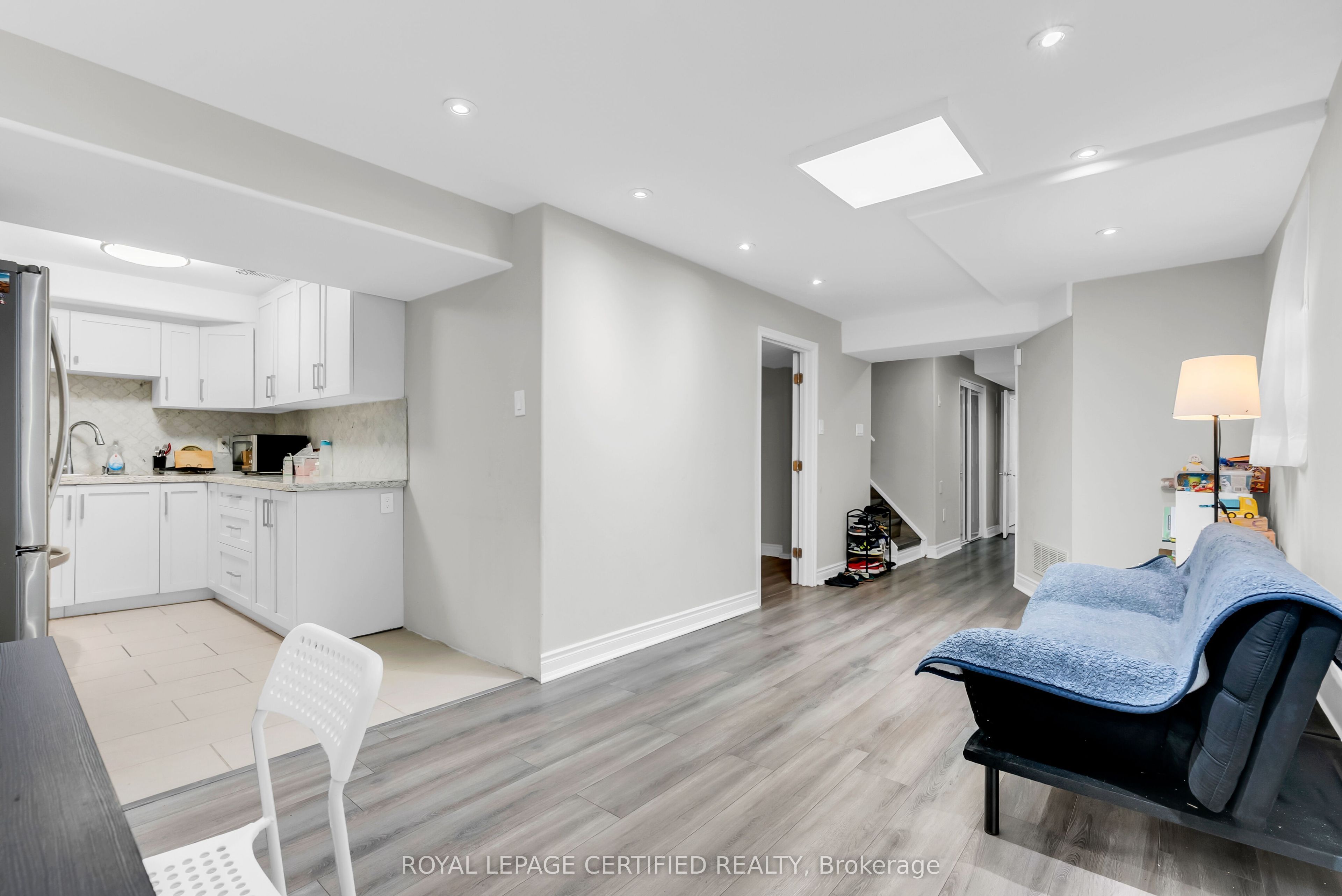 Unit 1 - 1377 Leger Way, Milton 5