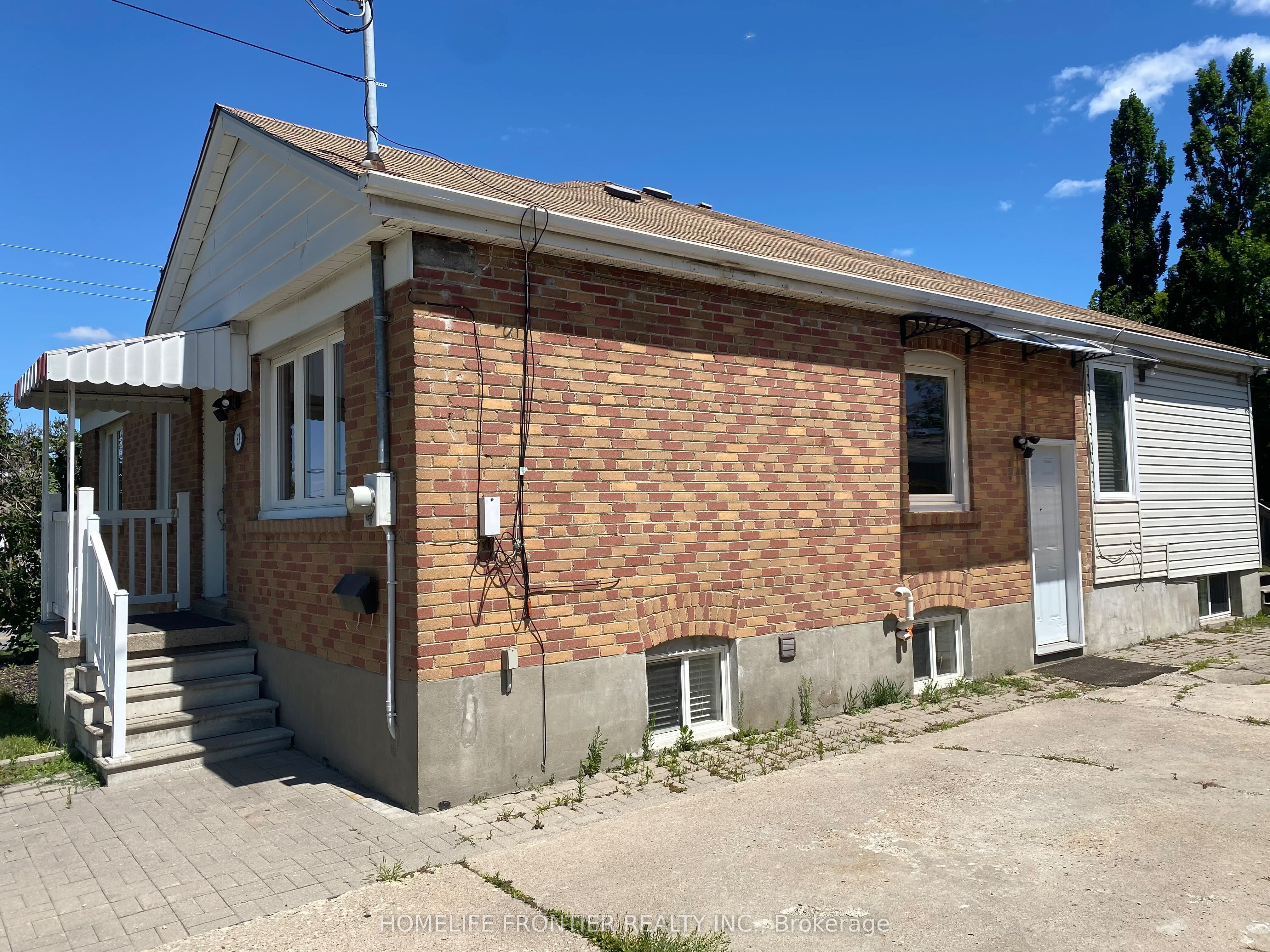Unit Main - 63 Lockerbie Avenue, North York 4