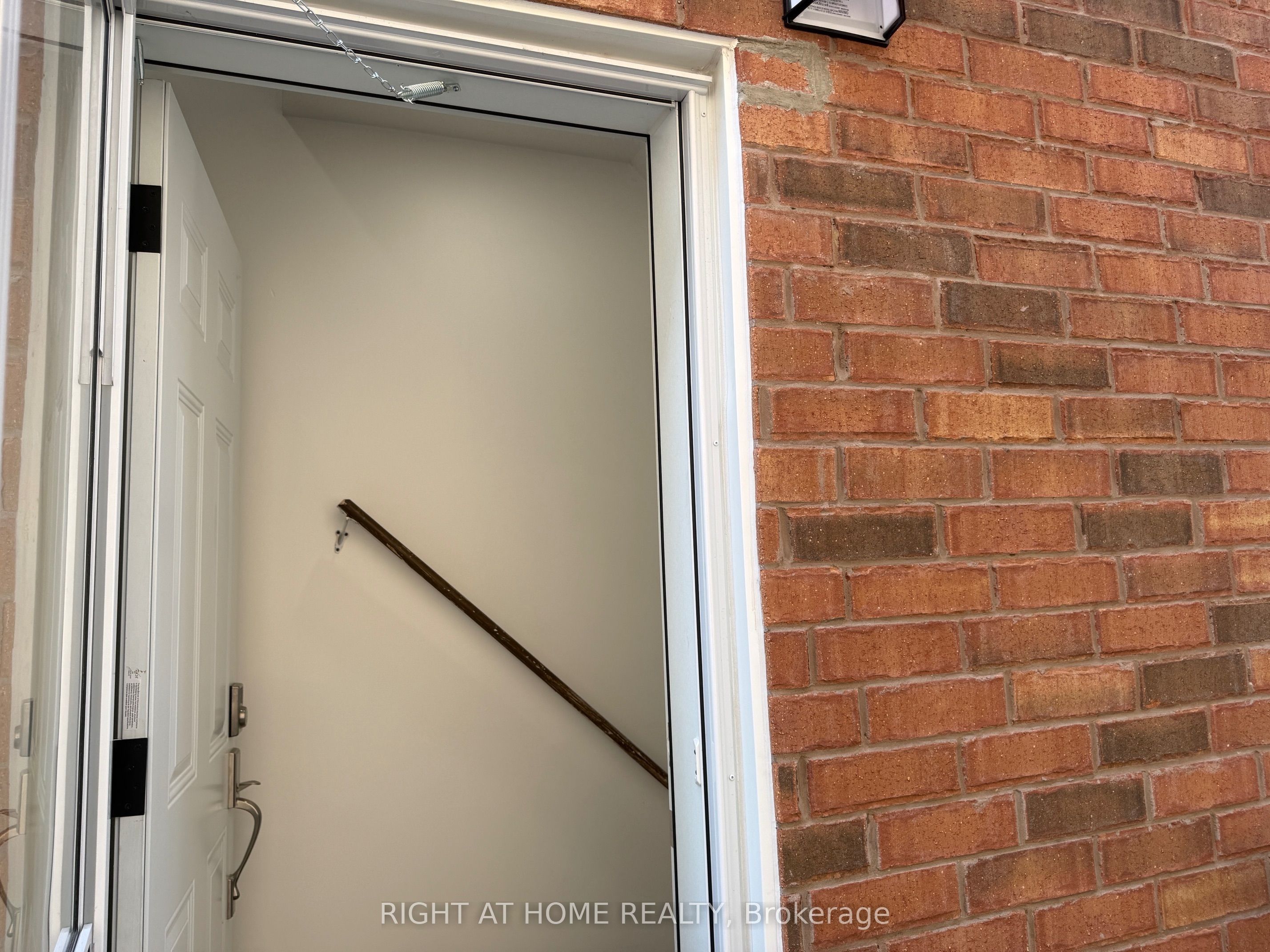 Unit Basement - 4802 Bluefeather Lane, Mississauga 4