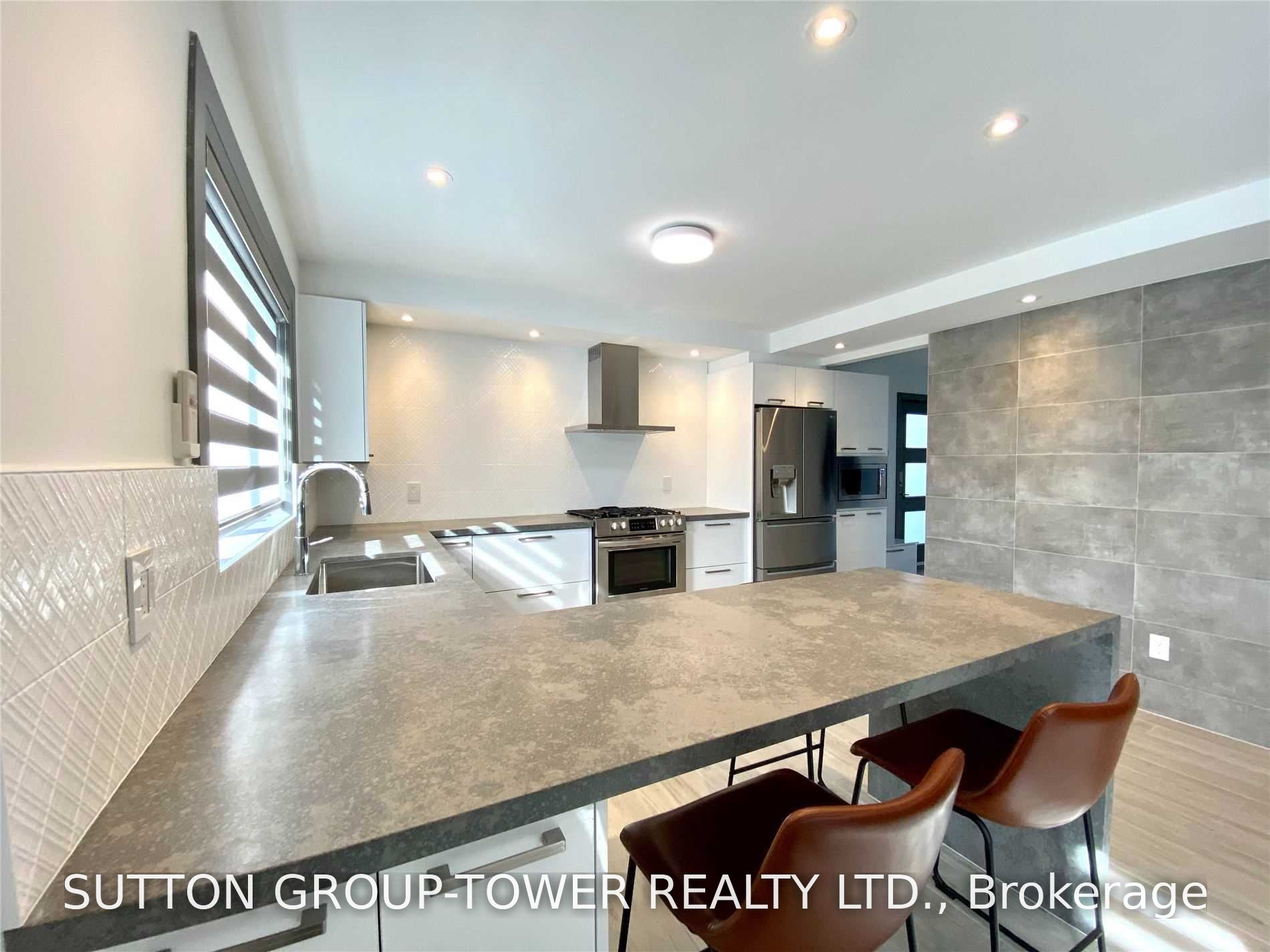 Unit Unit 2 - 2036 Davenport Road, Toronto 5