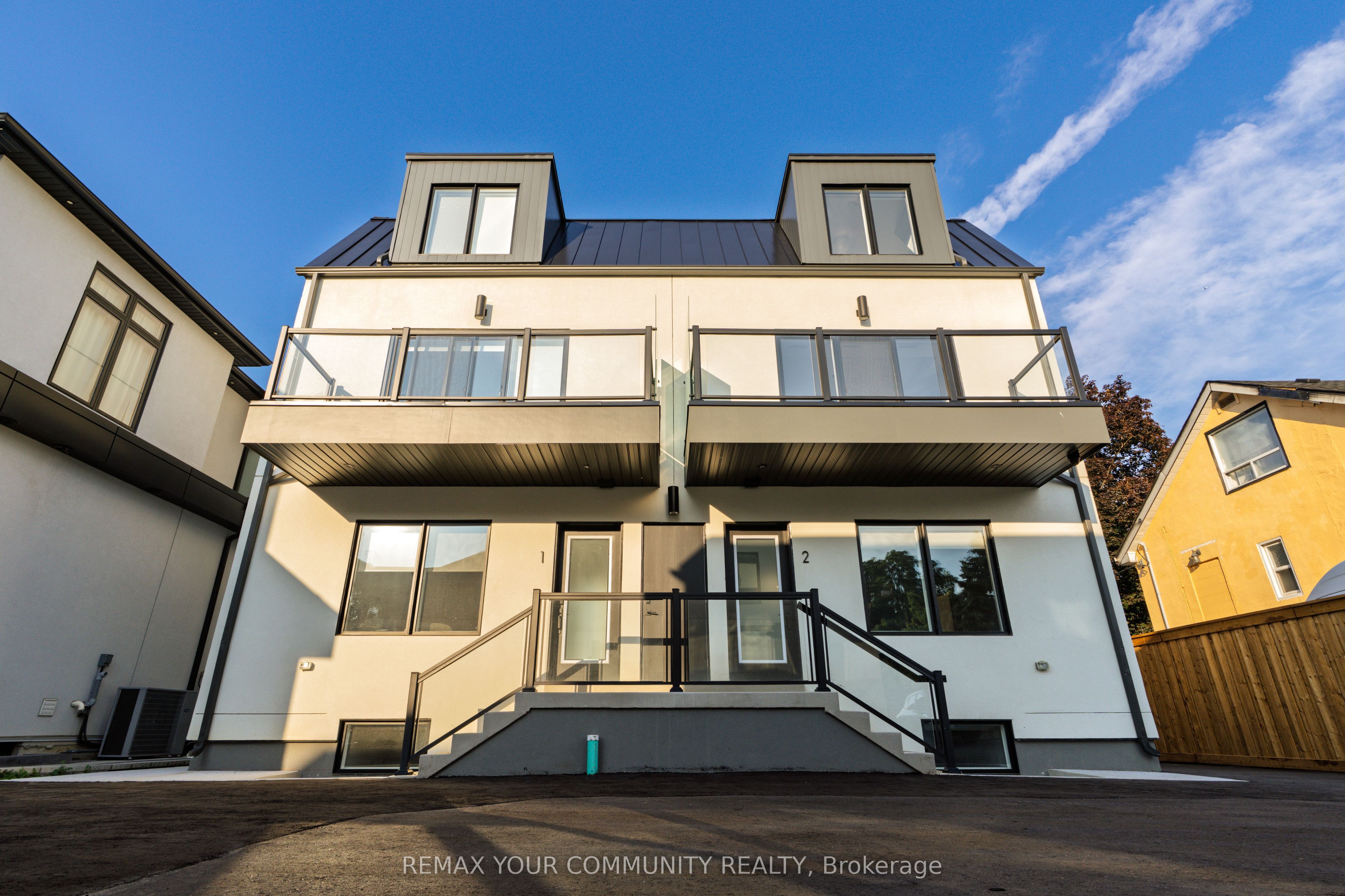 Unit 2 - 34 Poplar Avenue, Etobicoke 3