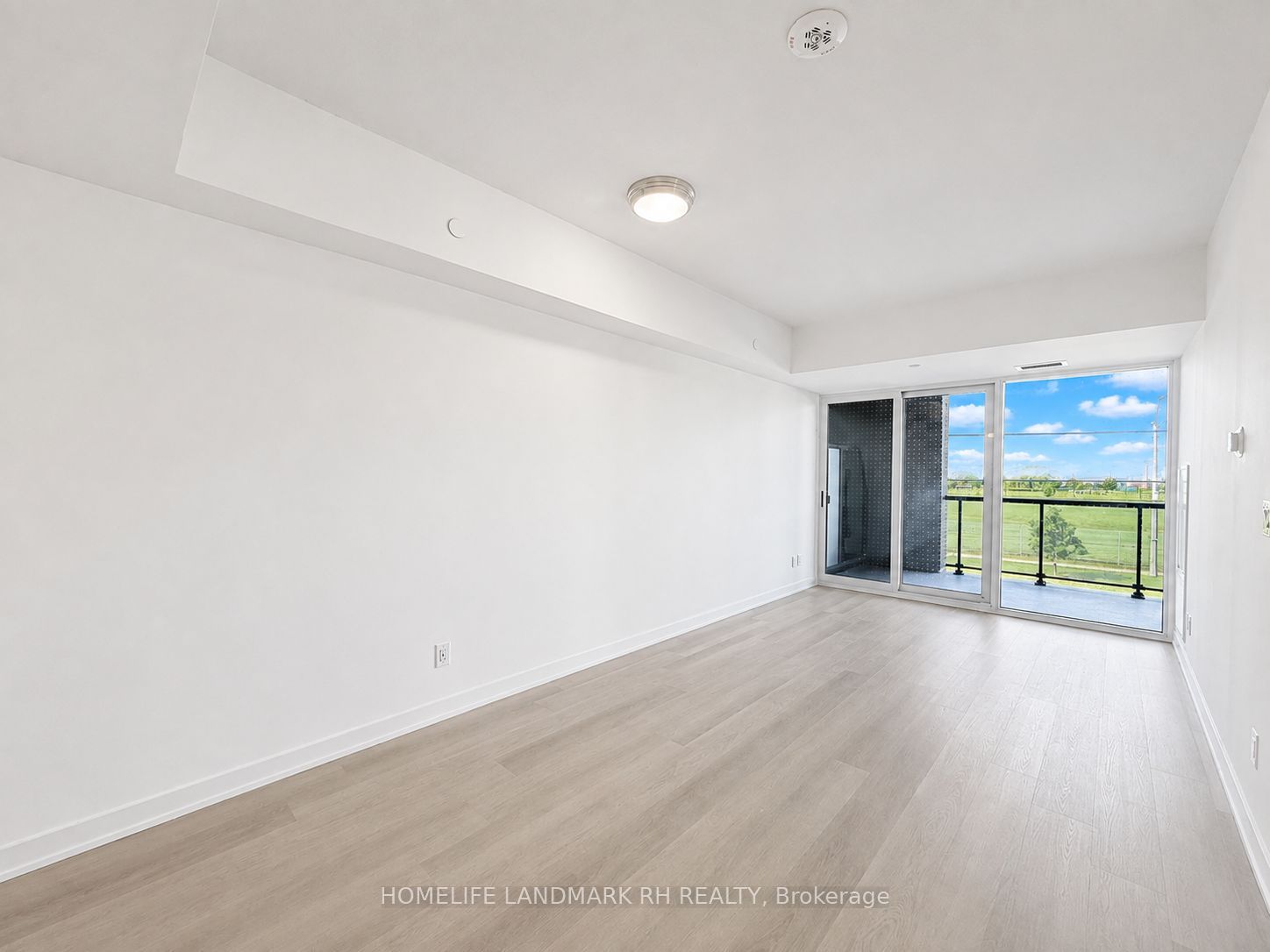 Unit 214 - 2825 Jane Street, North York 5