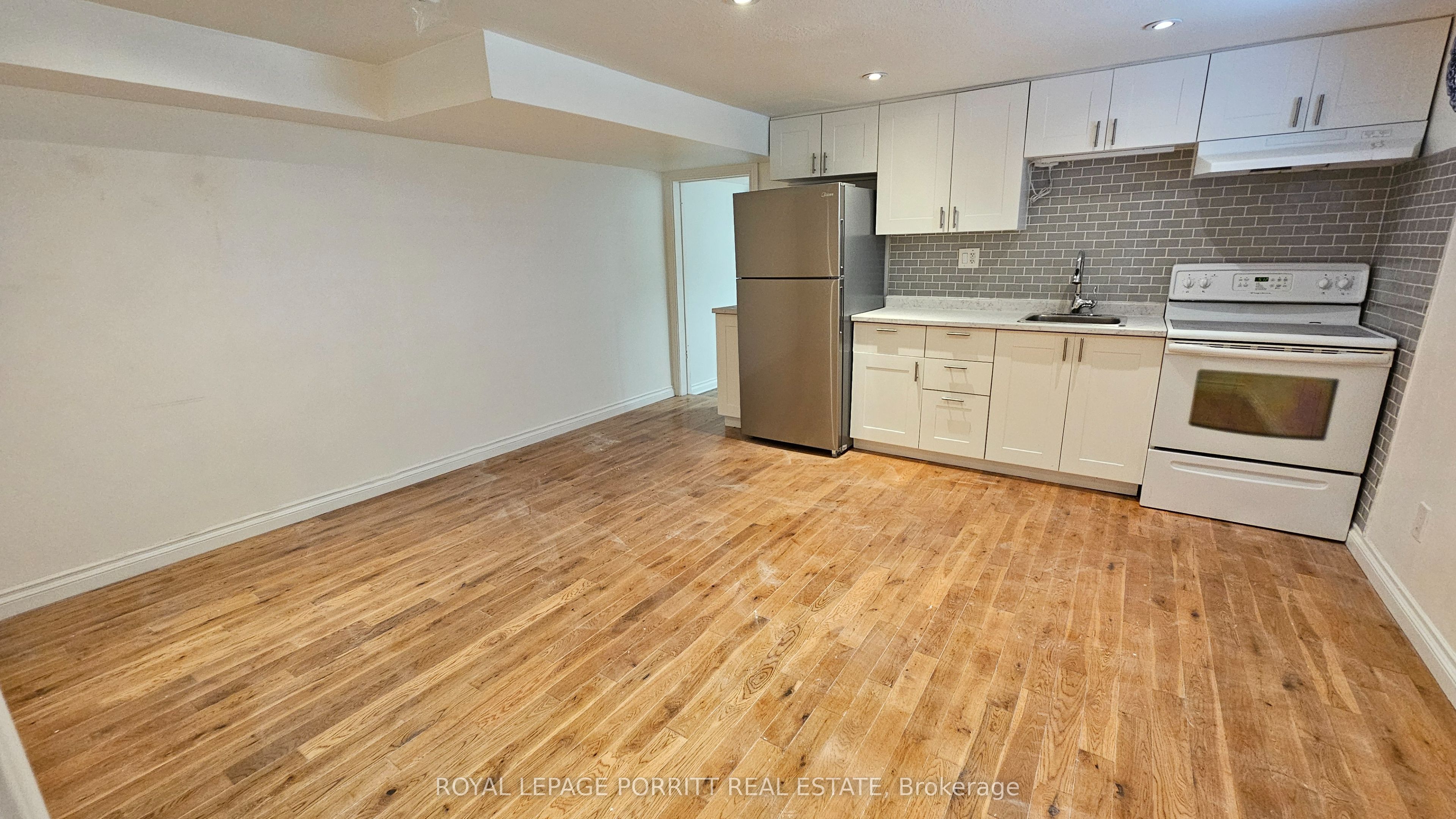 Unit B - 273 Delta Street, Etobicoke 2