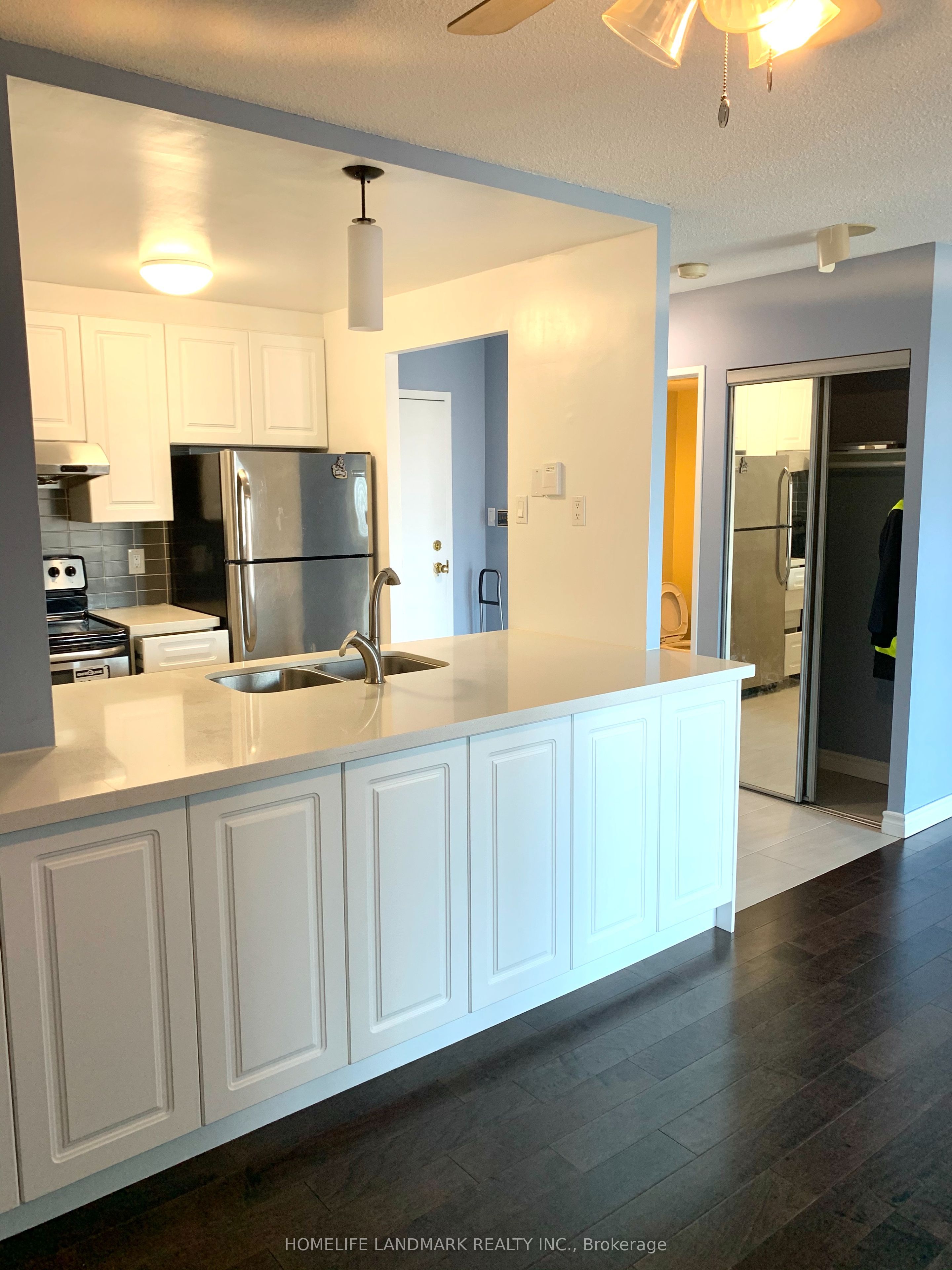 Unit 2001 - 265 Enfield Place, Mississauga 2