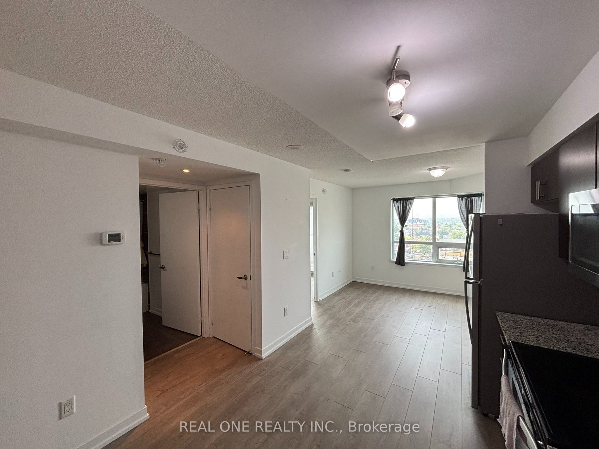 Unit 1207 - 1420 Dupont Street, Toronto 3