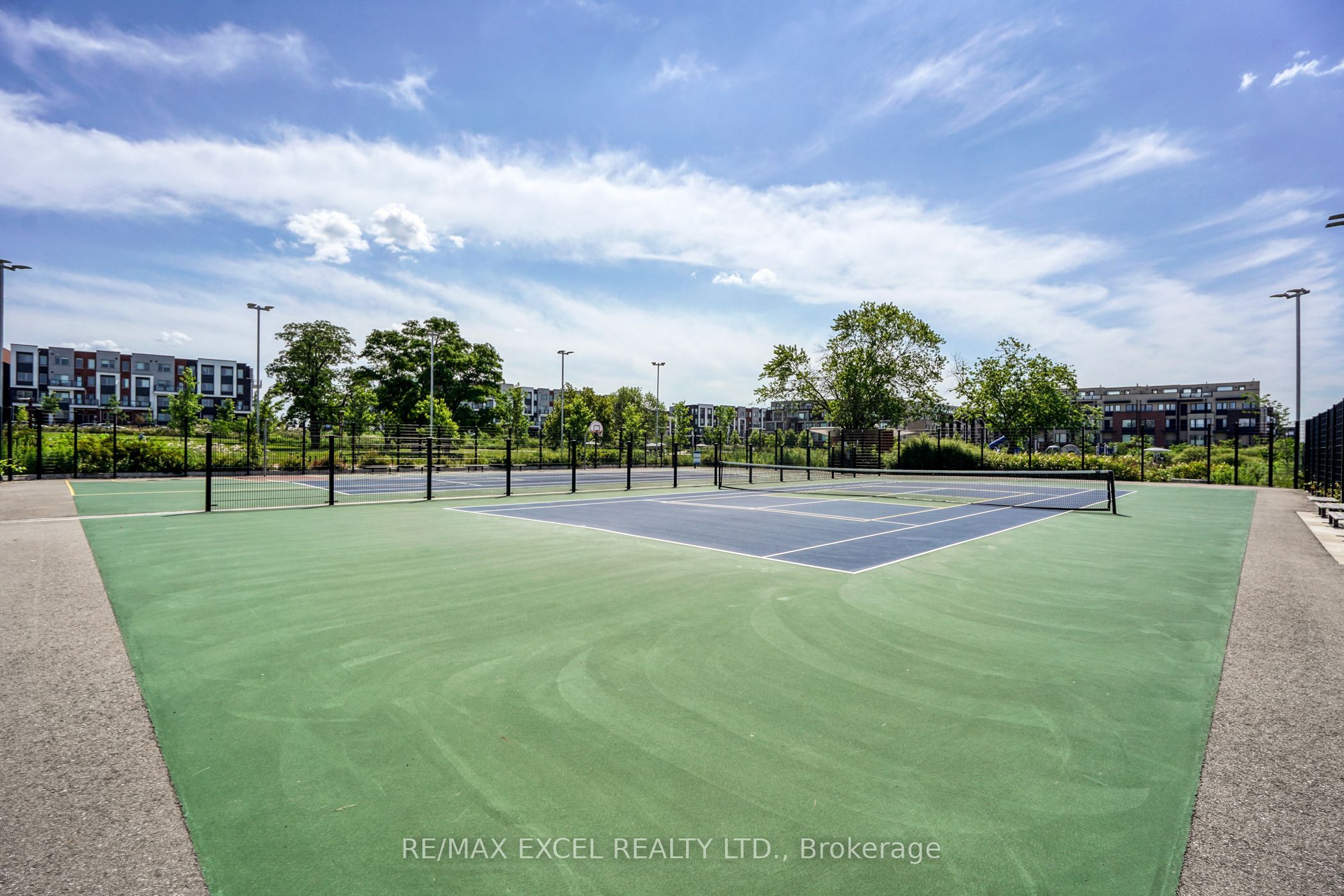 Unit Master Room - 70 William Duncan Road, North York 3