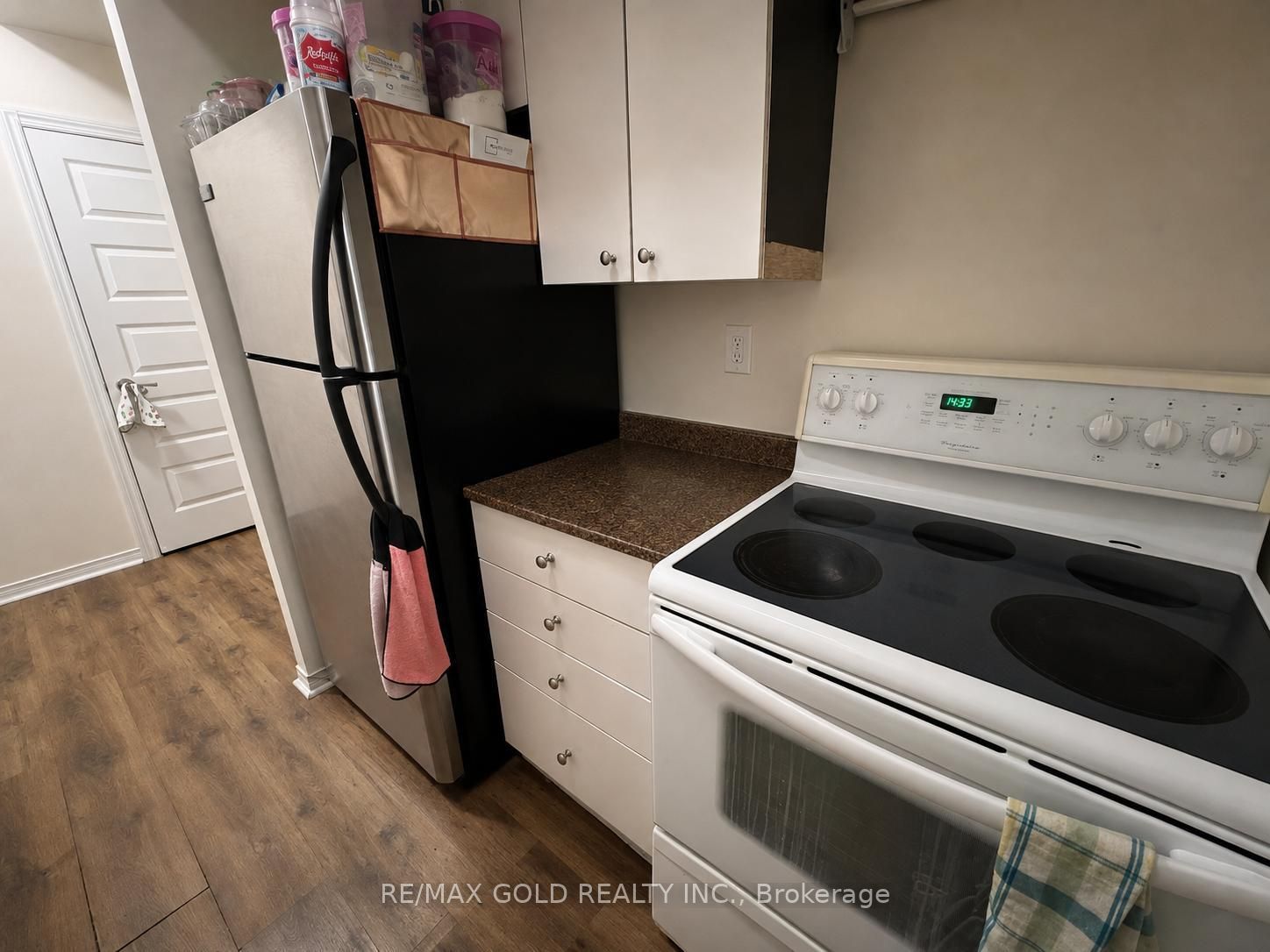 Unit 307 - 215 Queen Street E, Brampton 3