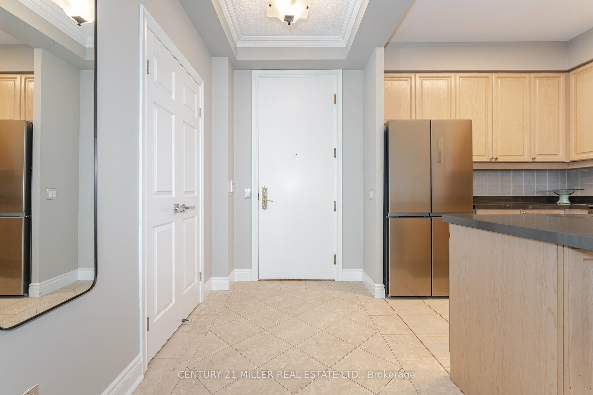 Unit 3013 - 25 Kingsbridge Garden Circle, Mississauga 5