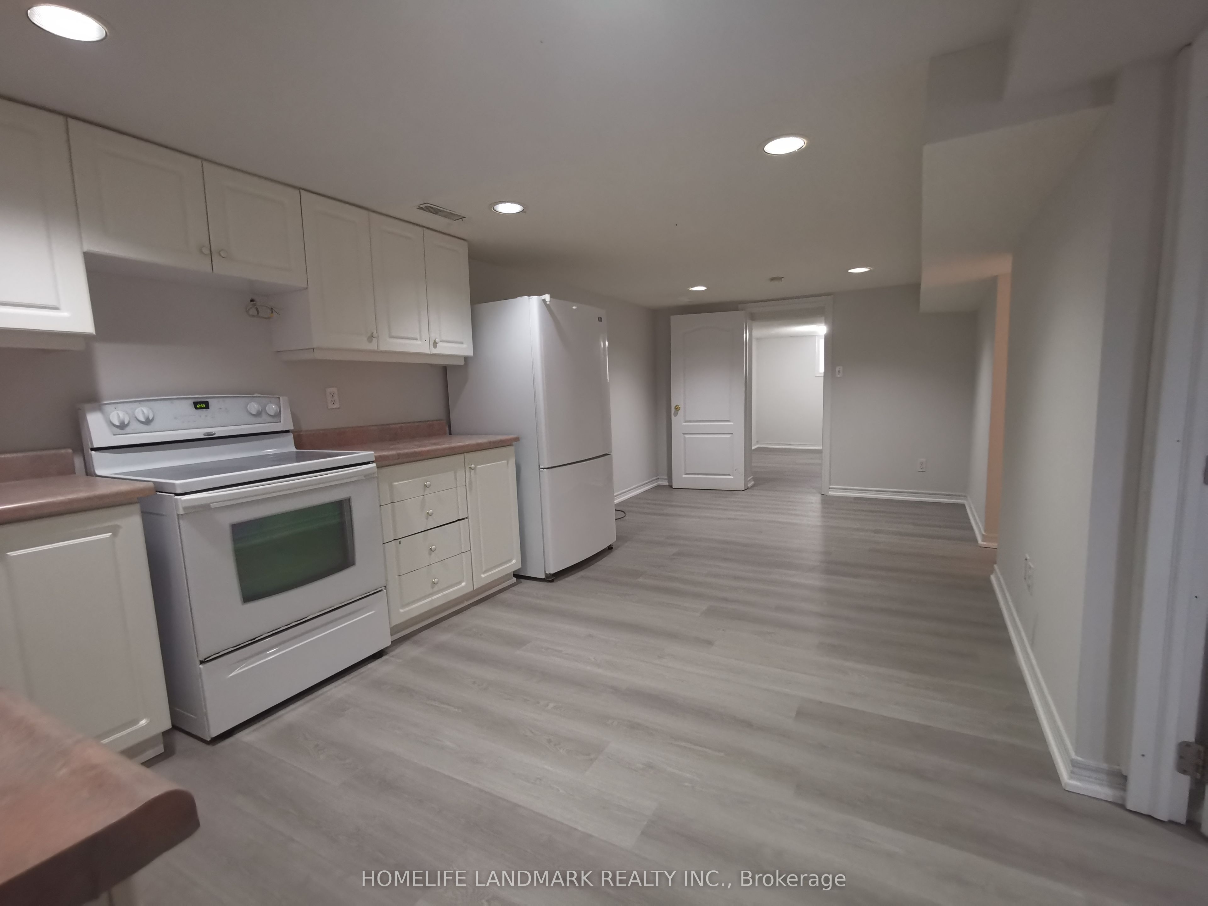 Unit Basement - 288 Maple Leaf Drive, North York 5