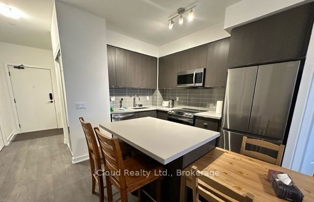 Unit 1105 - 4655 Metcalfe Avenue, Mississauga 3