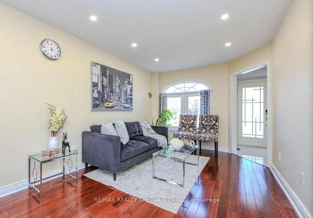 Unit Upper - 6828 Gracefield Drive, Mississauga 4