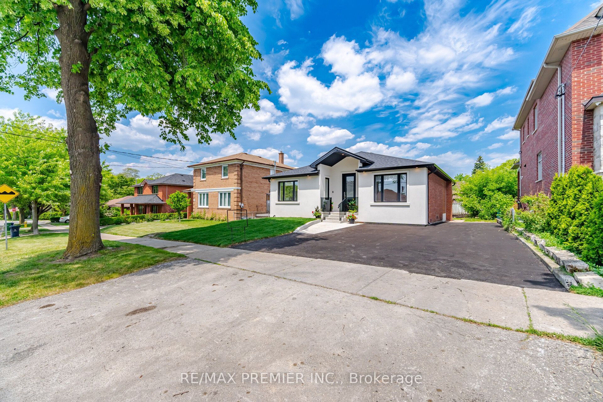 Unit Main - 62 Flamborough Drive, North York 5