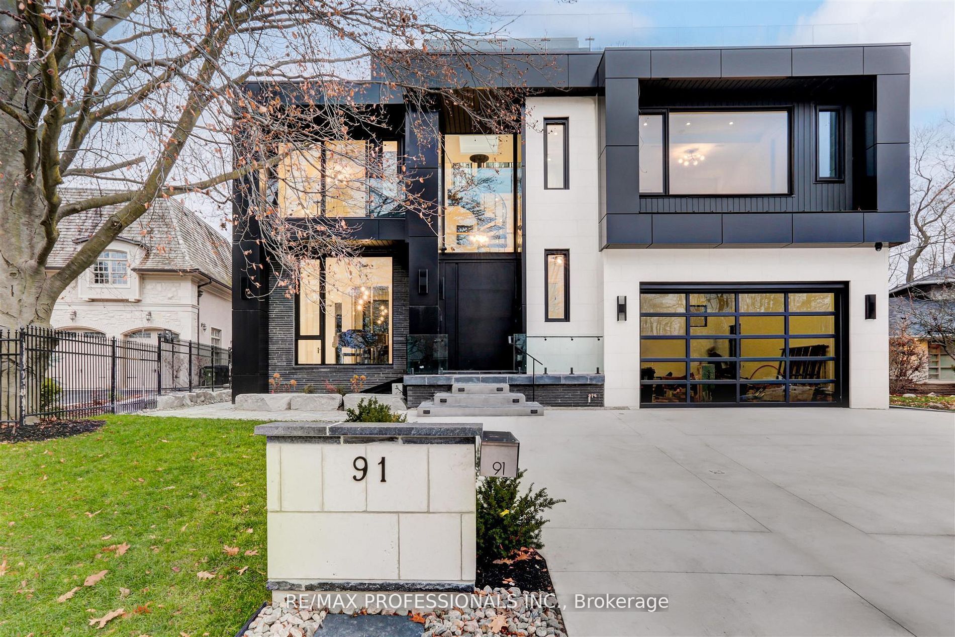 91 Valecrest Drive, Etobicoke 2