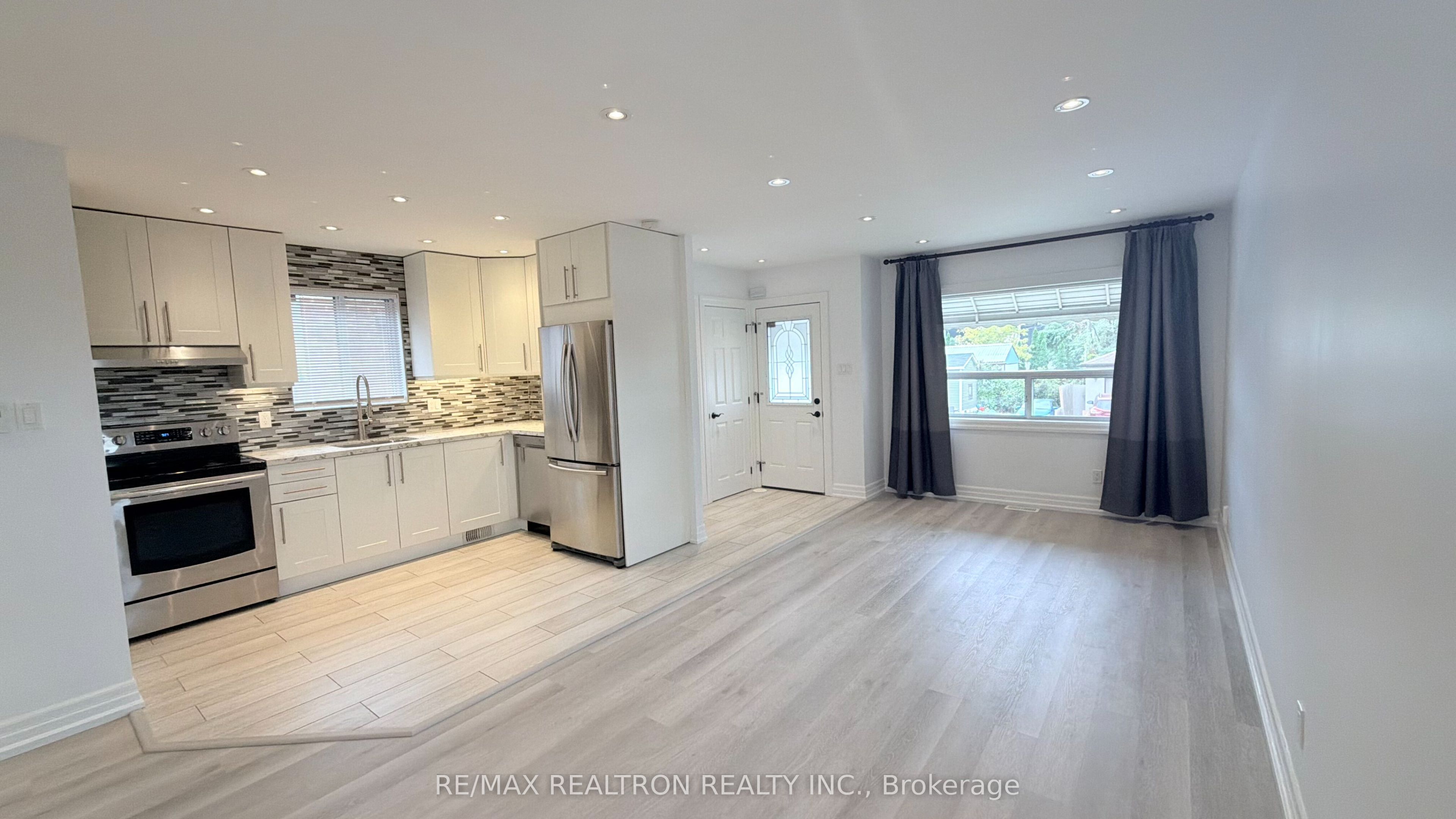 Unit Main Floor - 78 Schell Avenue, Toronto 2