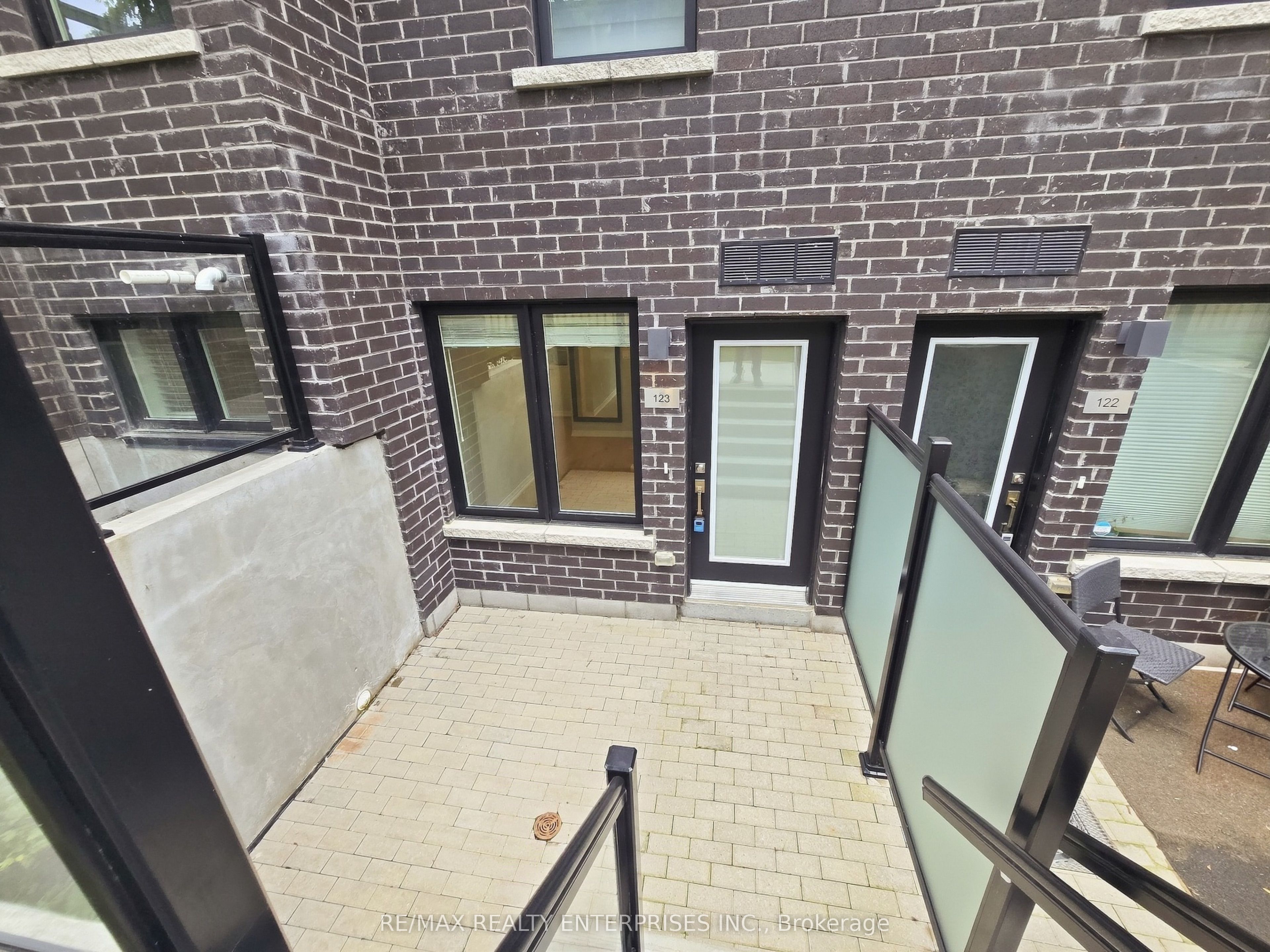 Unit 123 - 1145 Journeyman Lane, Mississauga 2