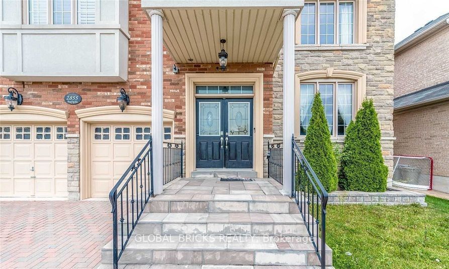 2855 Westoak Trails Boulevard, Oakville 2