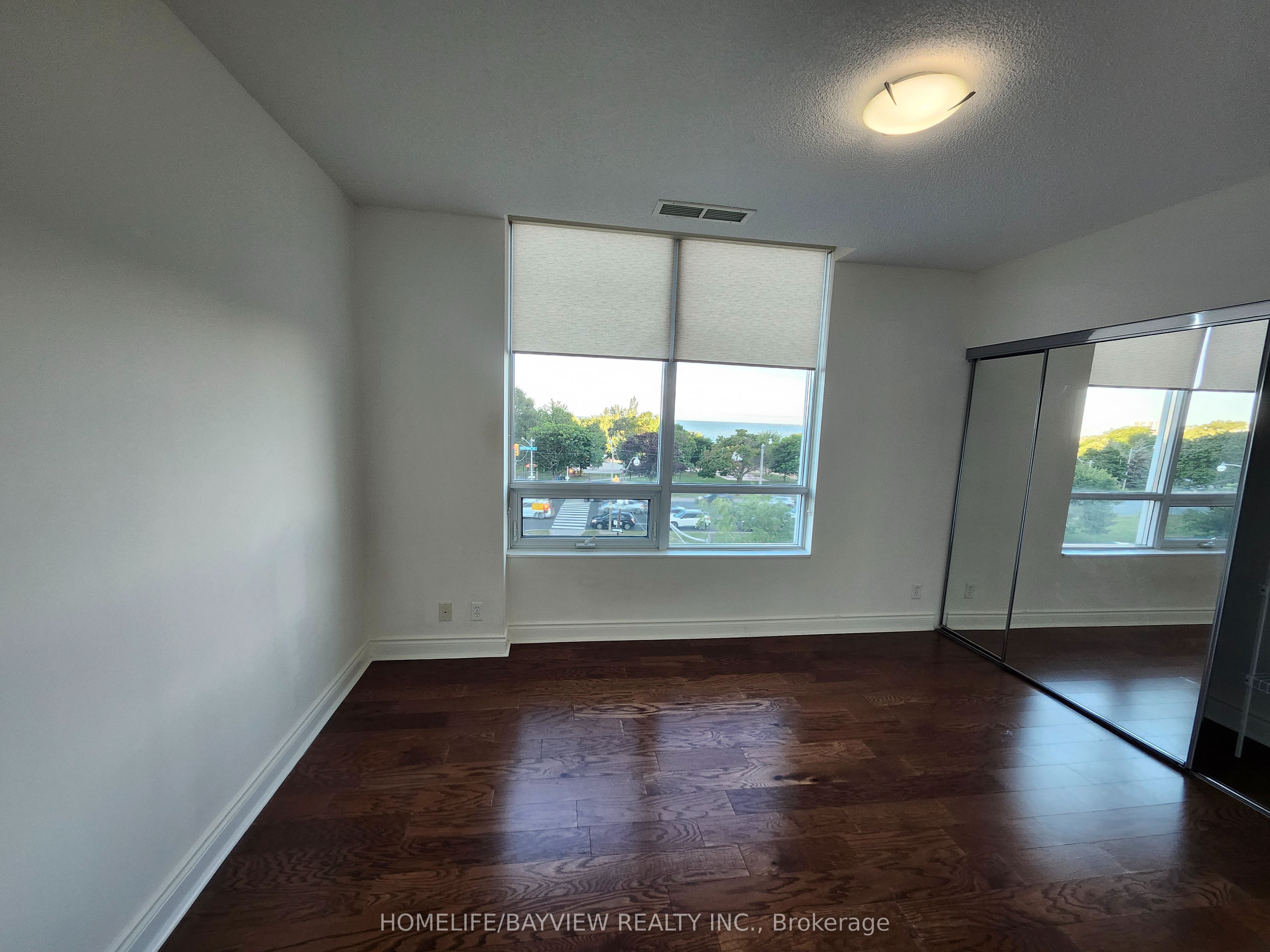Unit 404 - 1900 Lake Shore Boulevard W, Toronto 5
