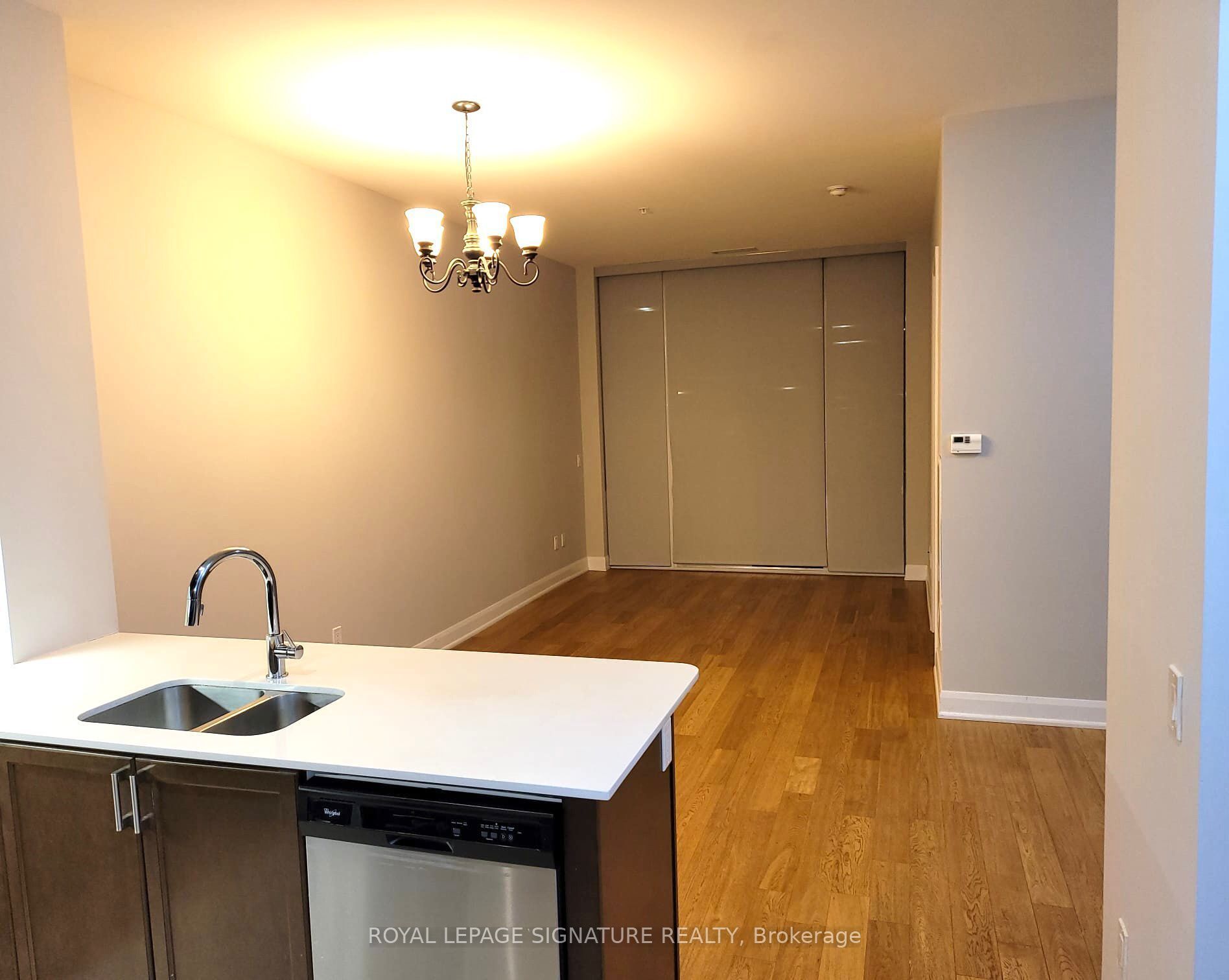Unit 123 - 2480 Prince Michael Drive, Oakville 5