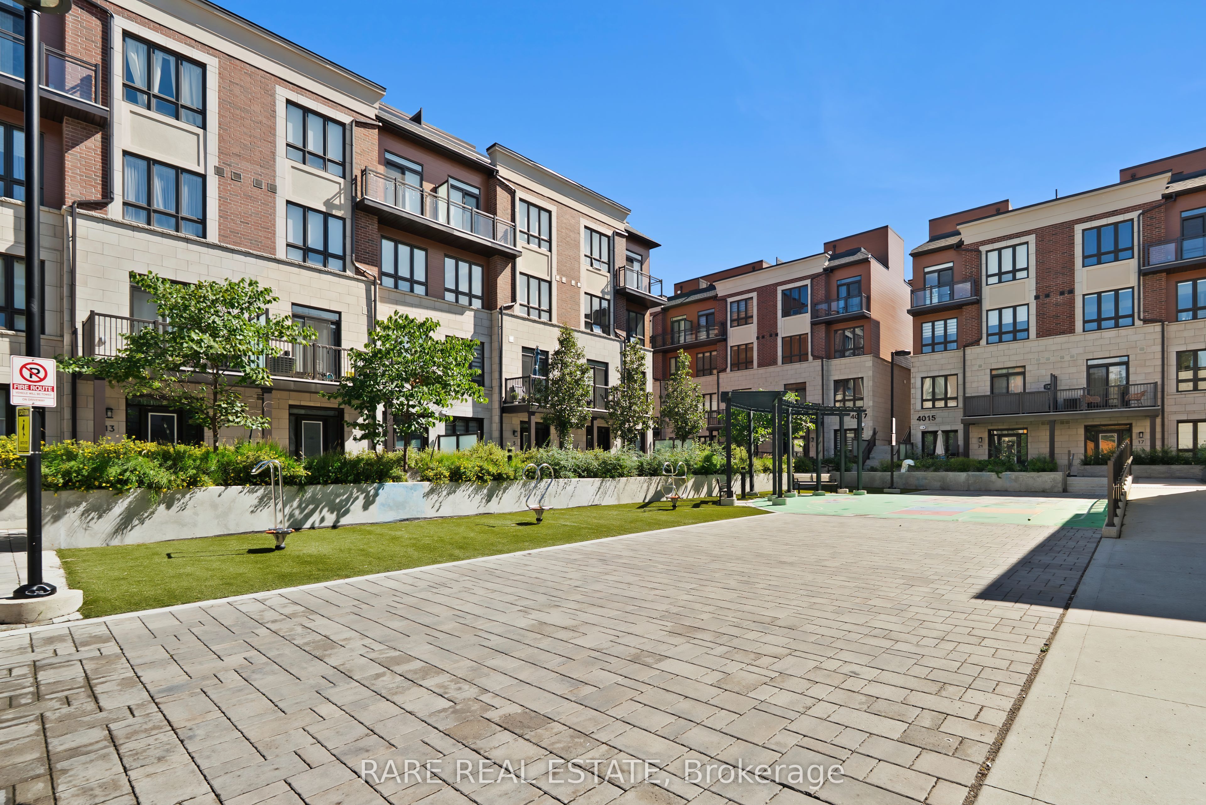 Unit 15 - 4045 Hickory Drive, Mississauga 2