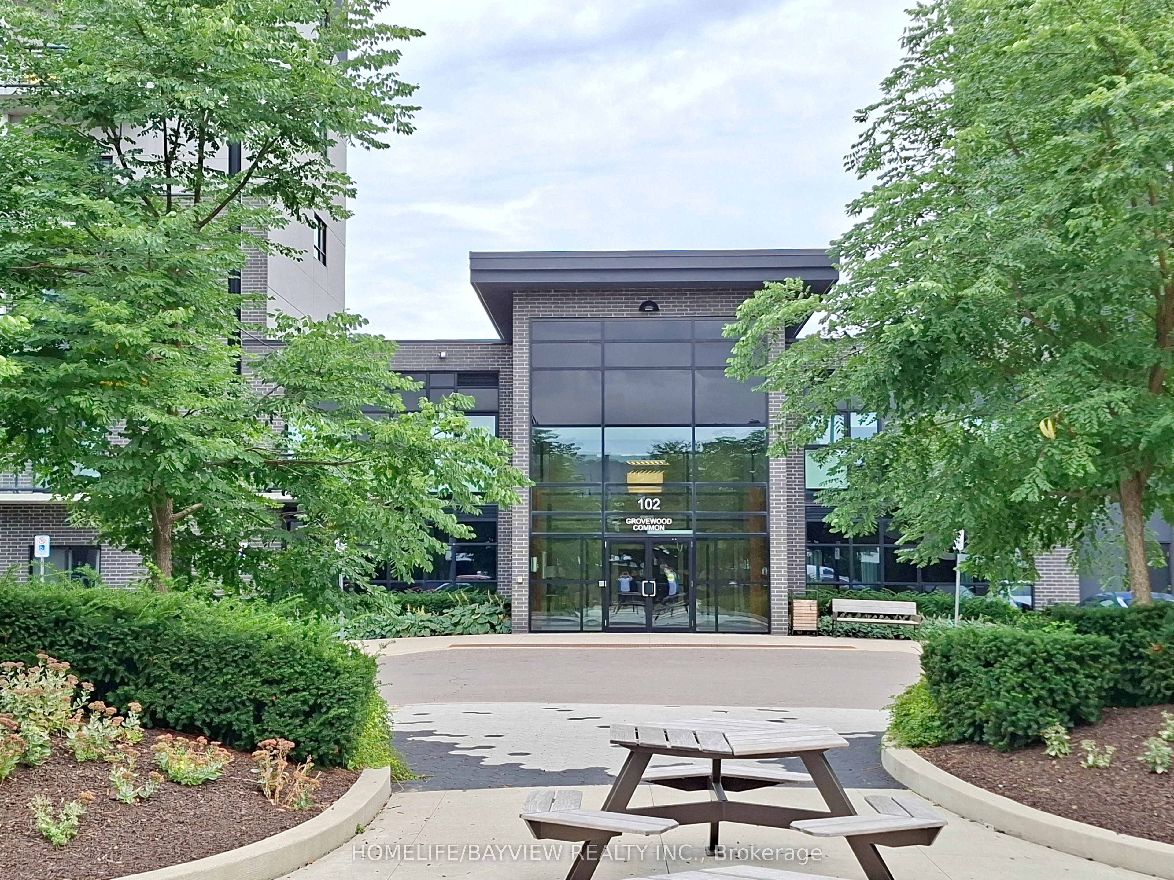 Unit 315 - 102 Grovewood Common, Oakville 2