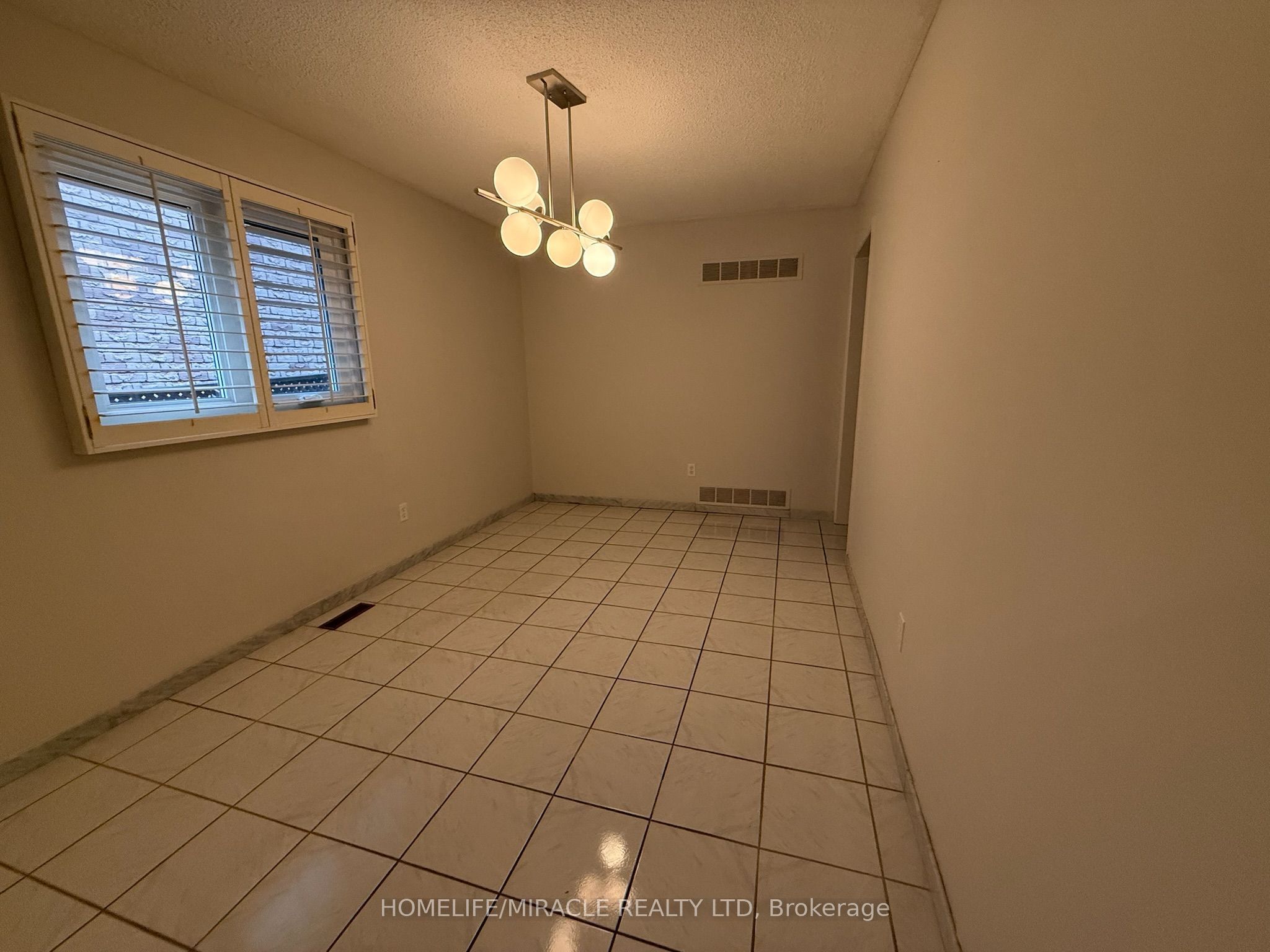 Unit Main - 5889 River Grove Avenue, Mississauga 5